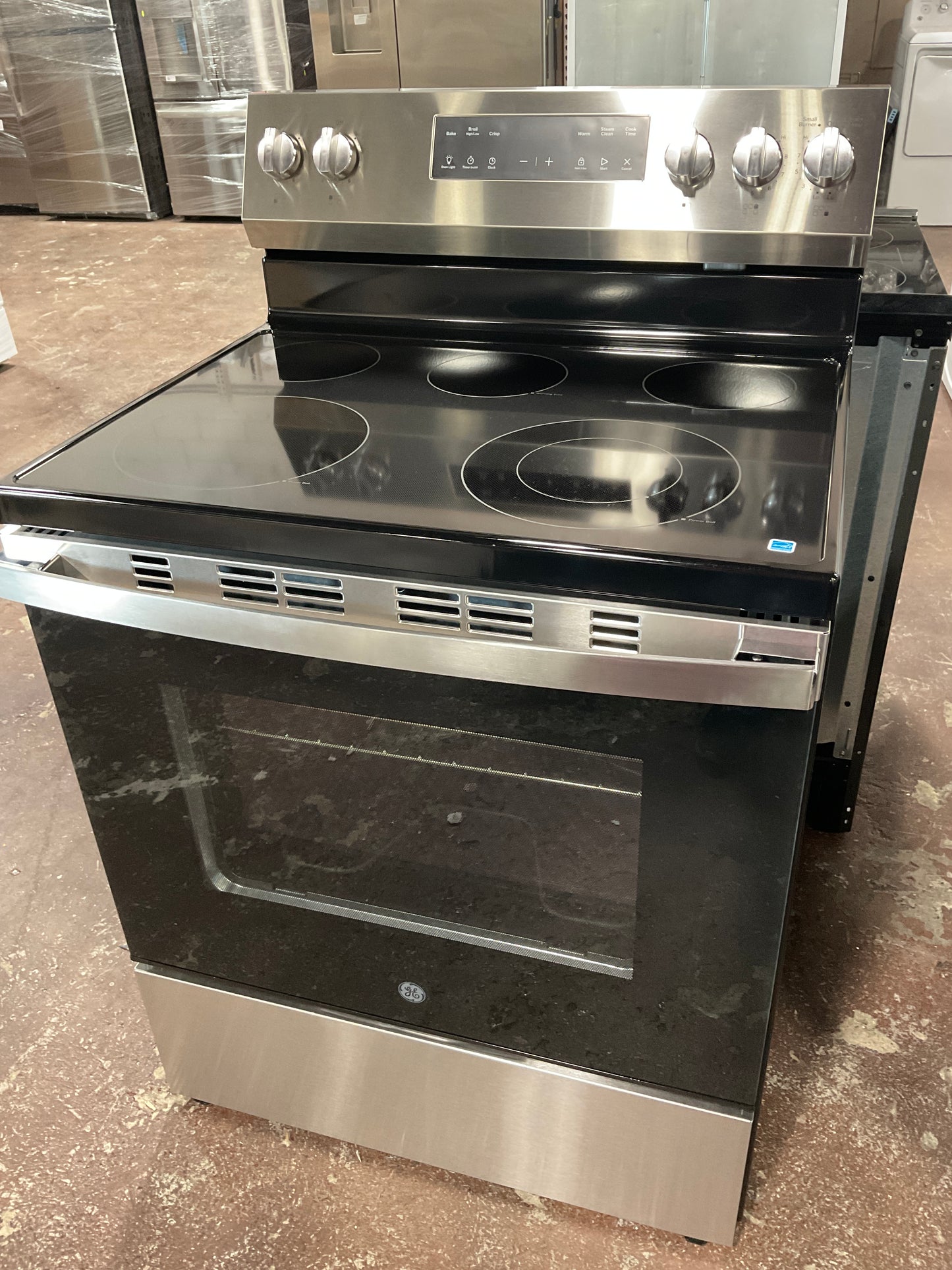 Front view, oven-door closed