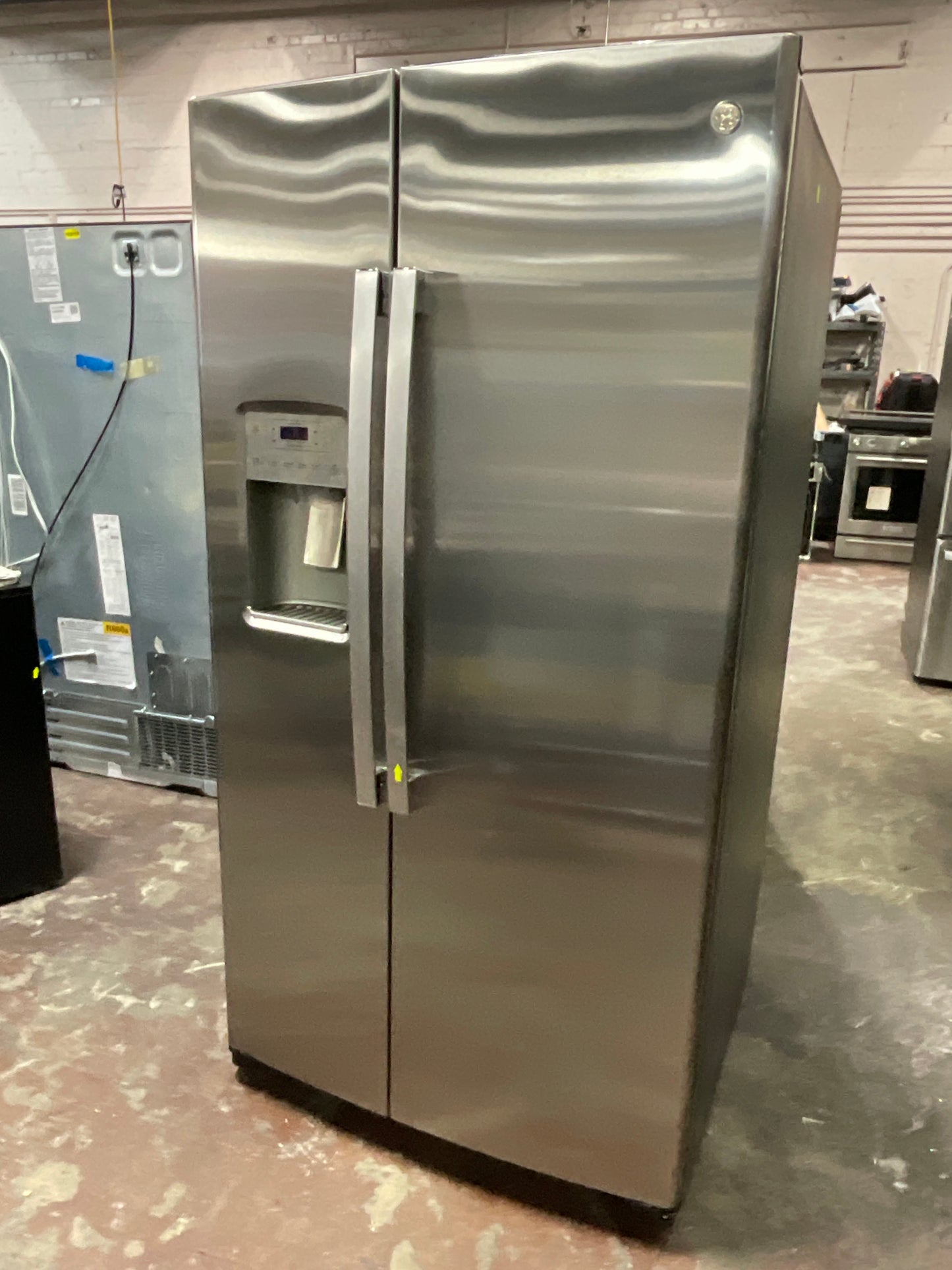 Front view, door closed