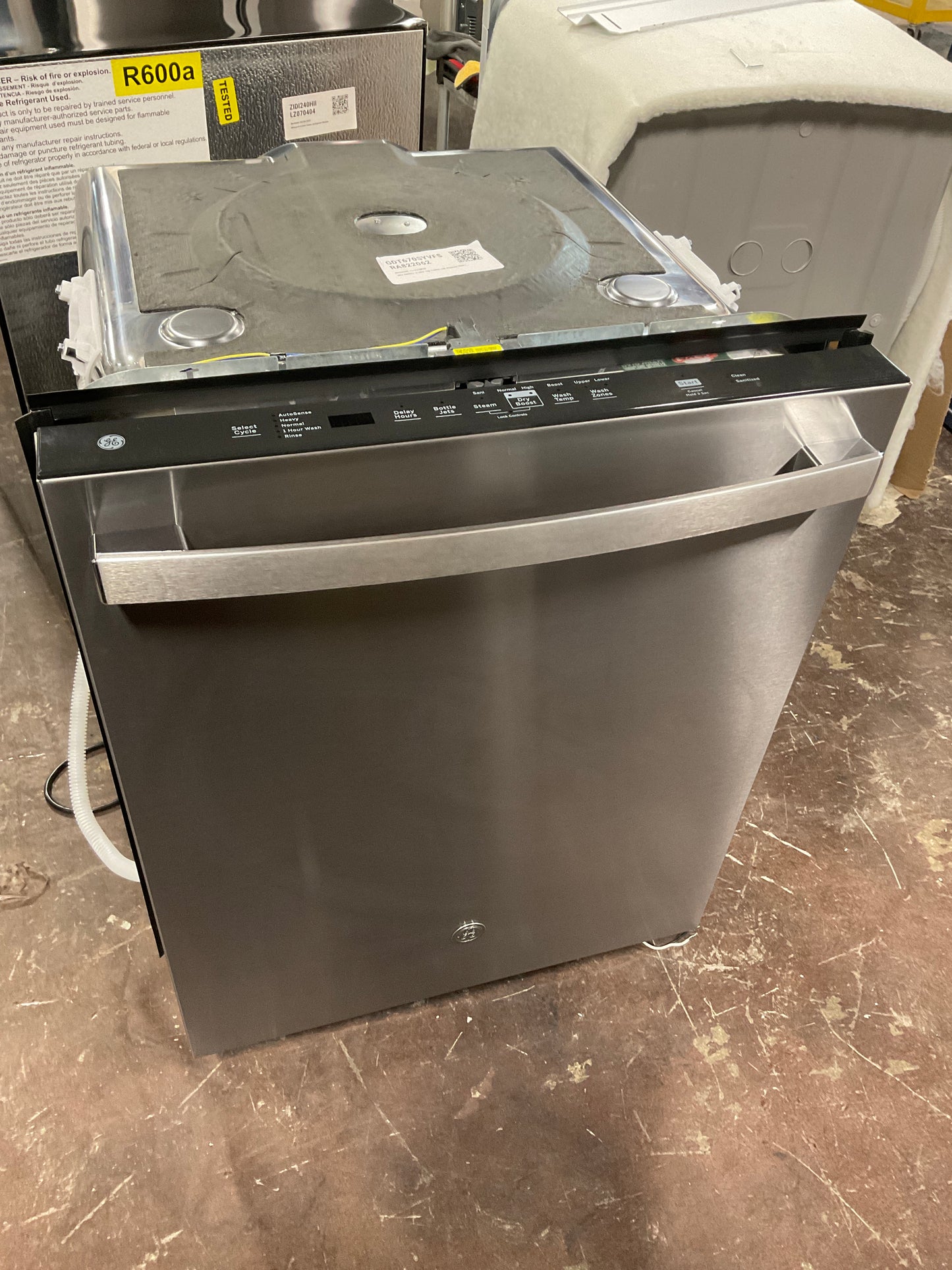 Front view, doors closed