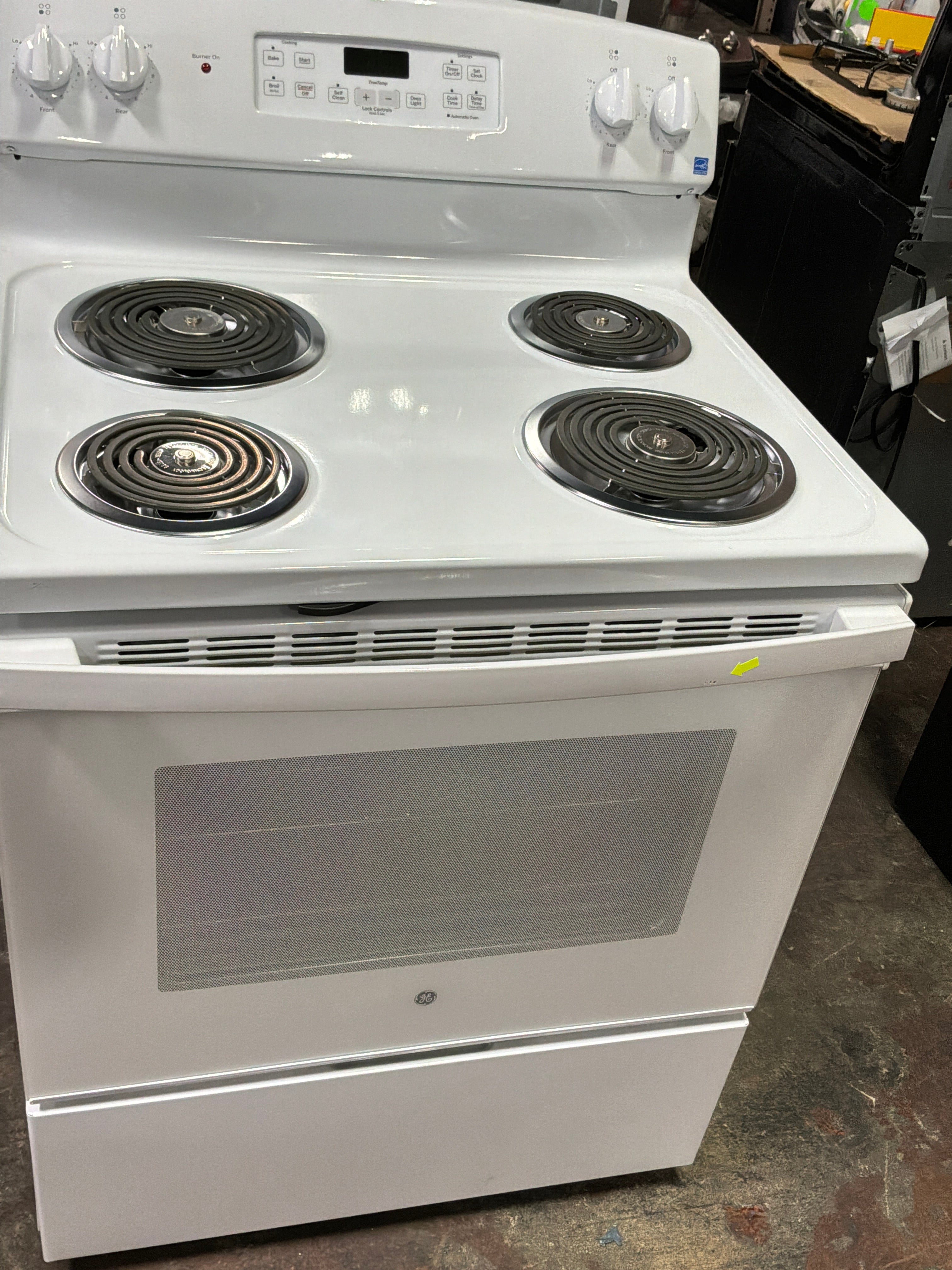 Front view, oven-door closed