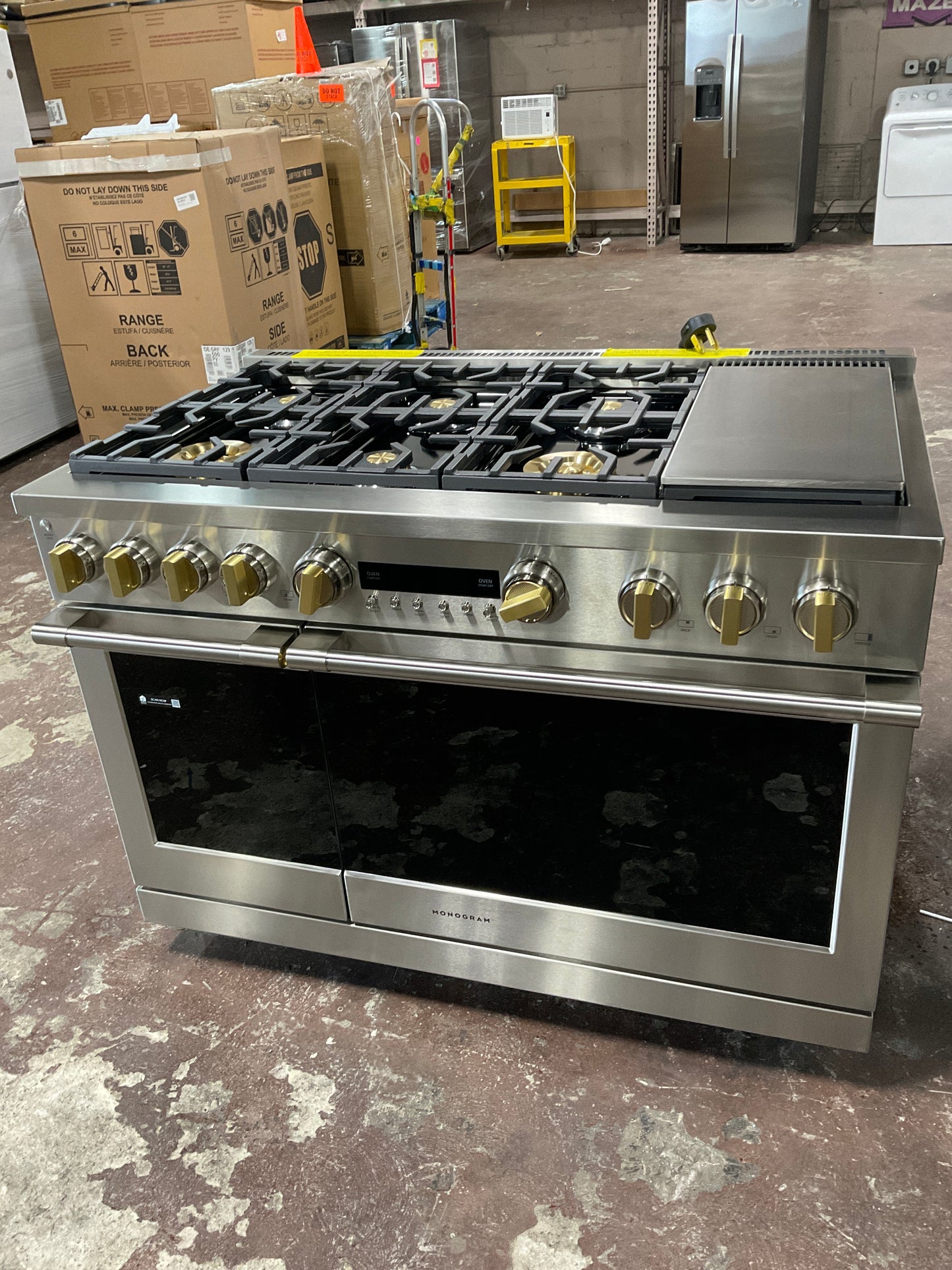 Front view, oven-door closed