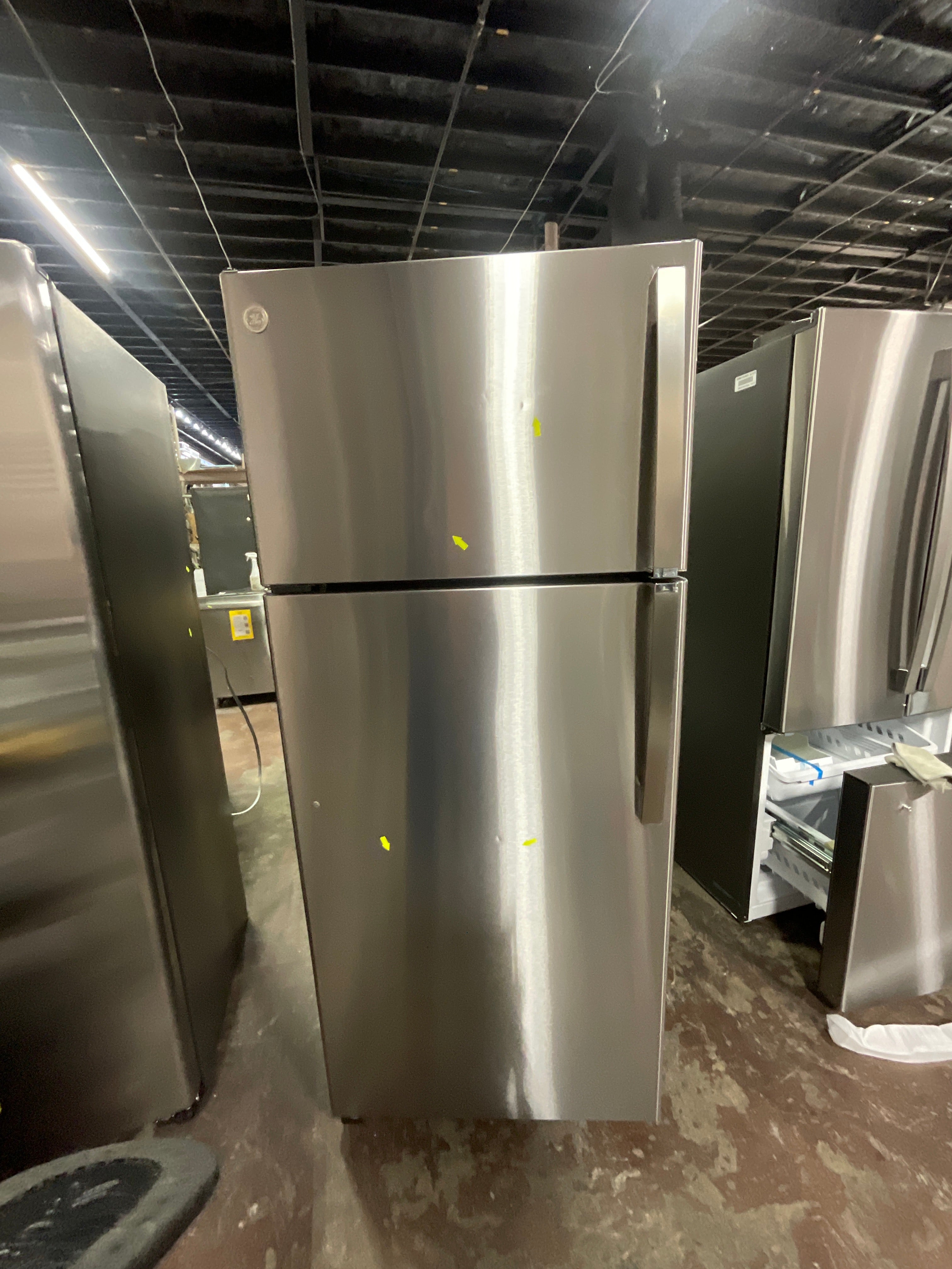 Front view, door closed