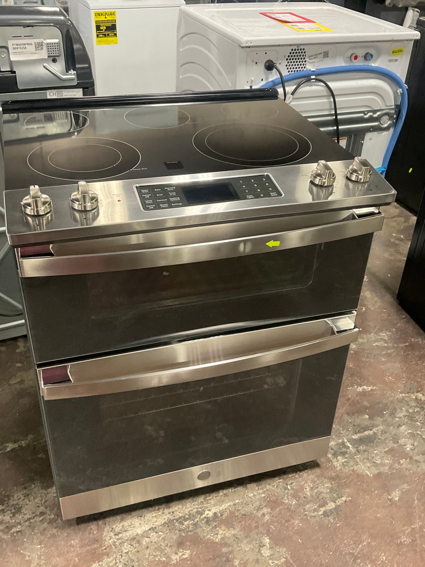 Front view, oven-door closed