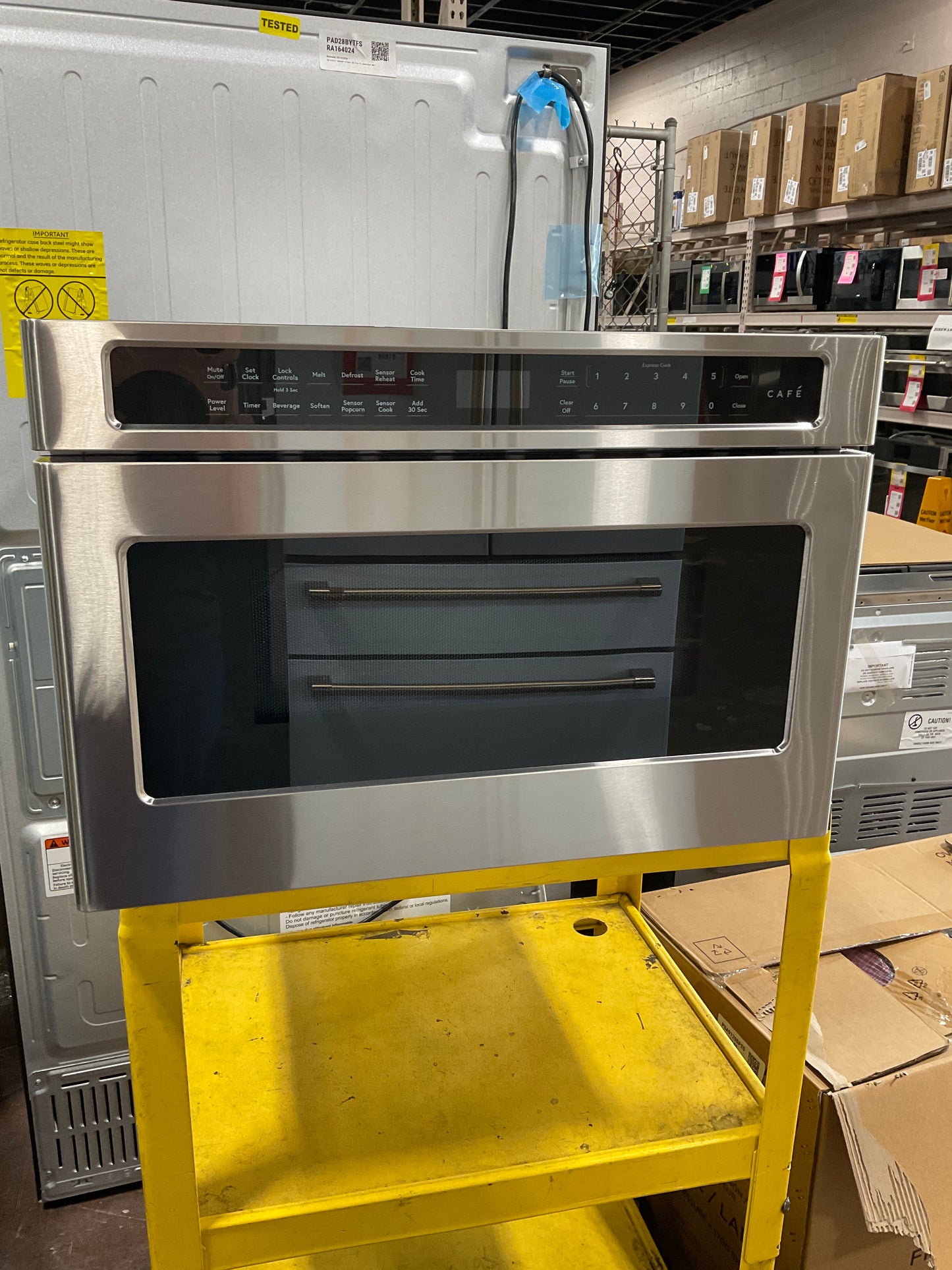 Front view, door closed