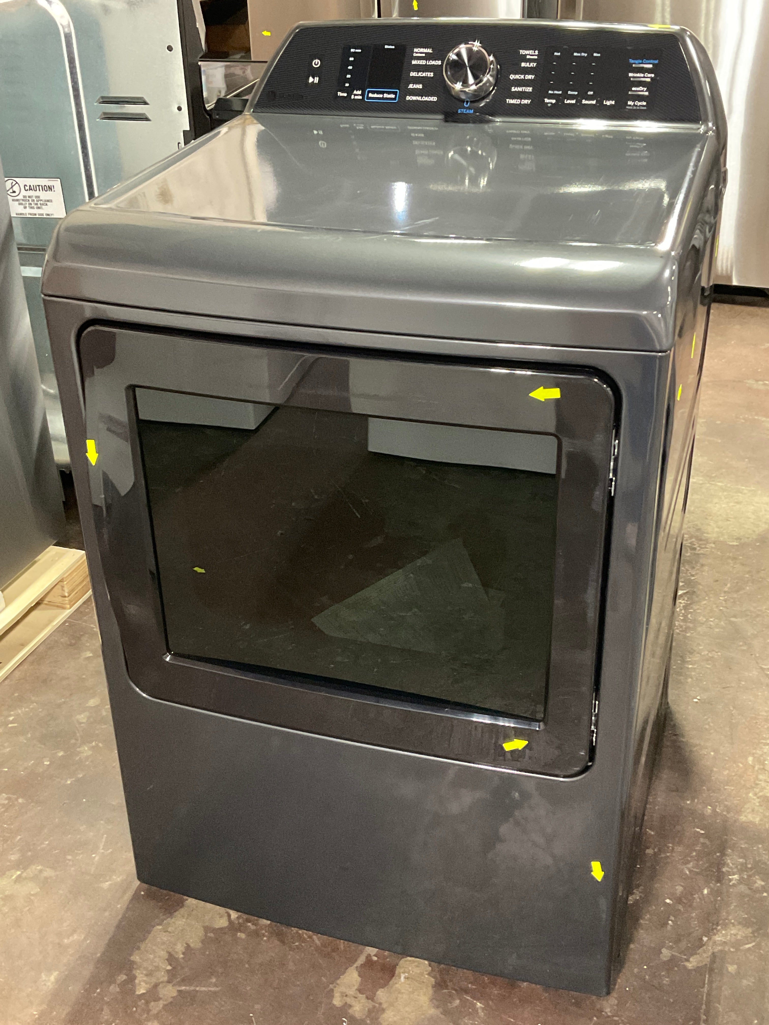 Front view, door closed