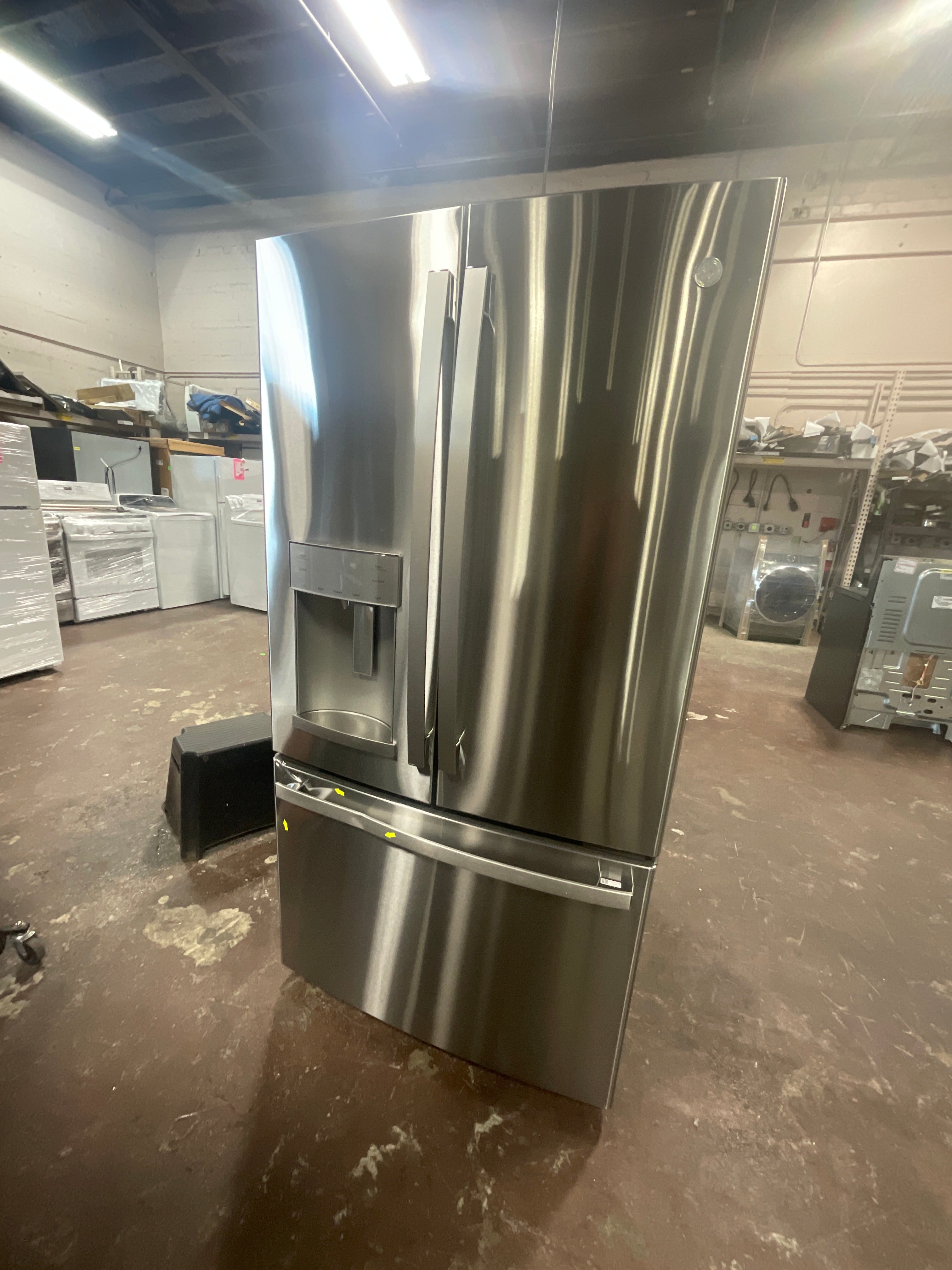 Front view, door closed