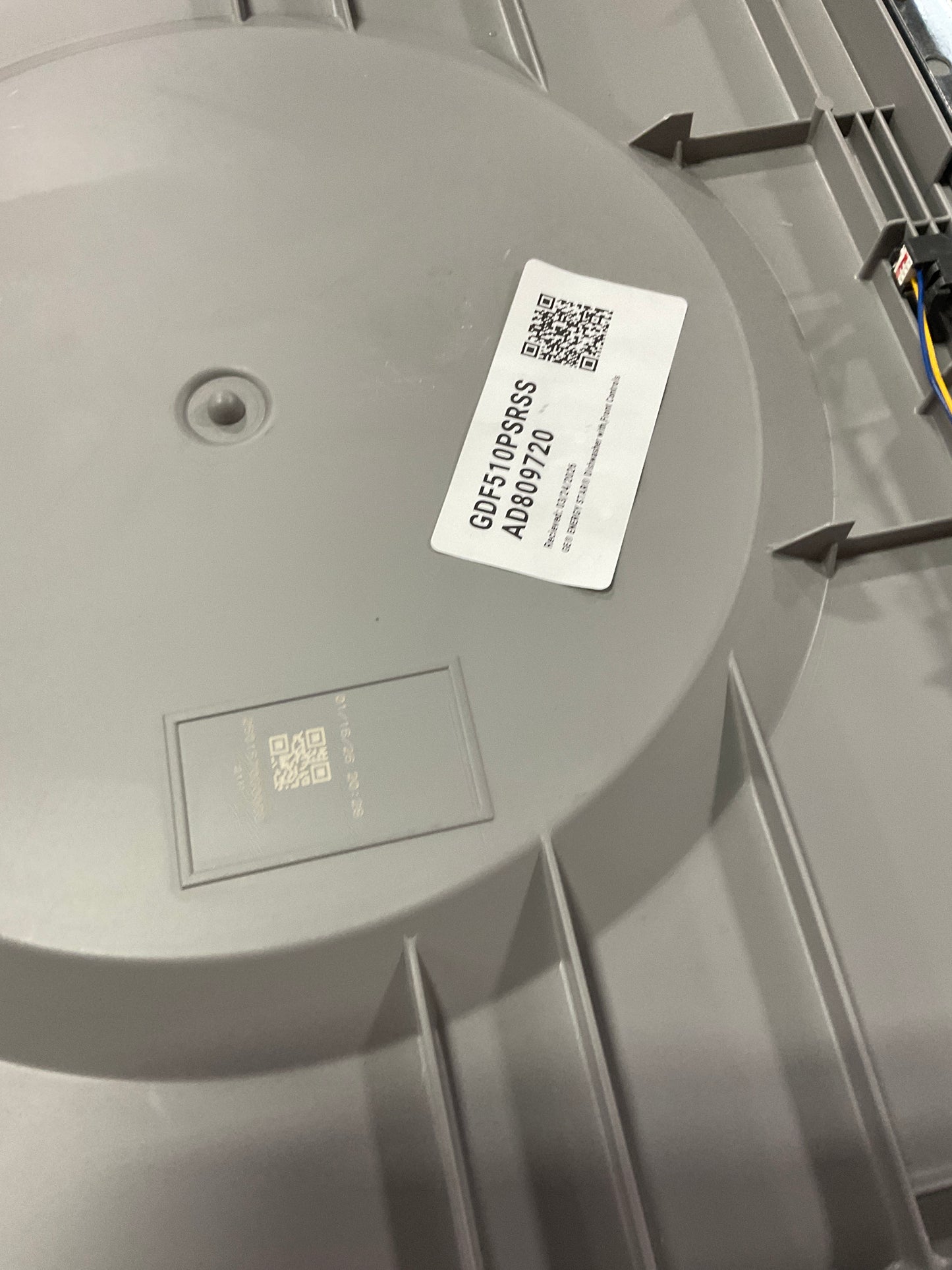 Front view, doors closed