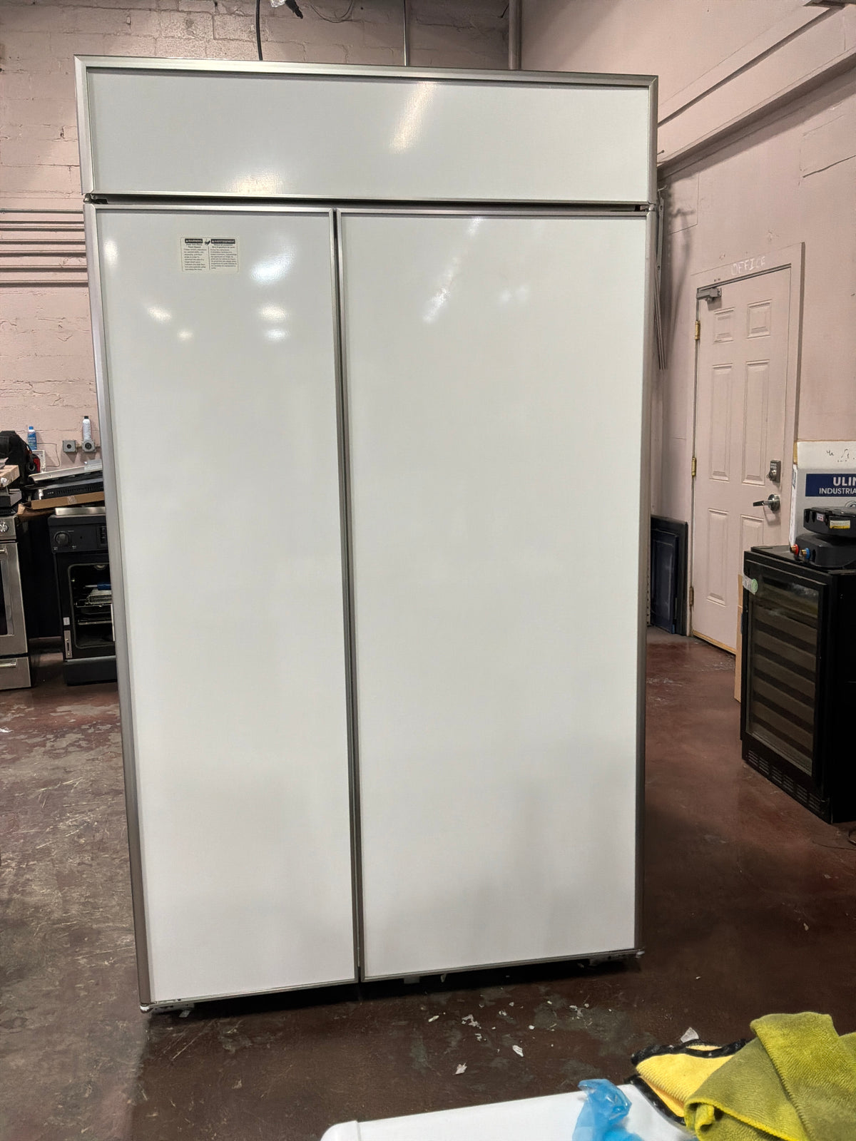 Front view, door closed