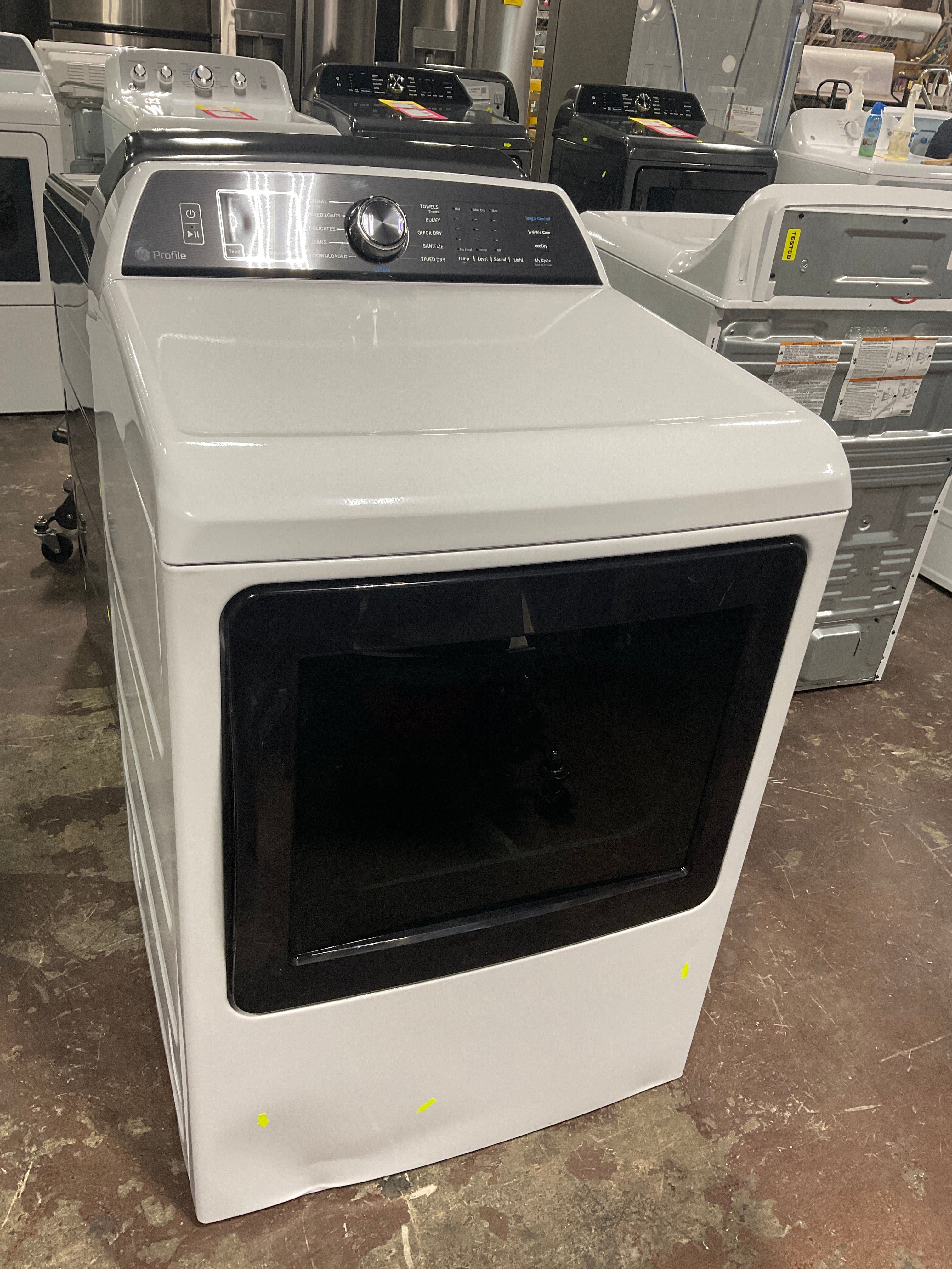 Front view, door closed