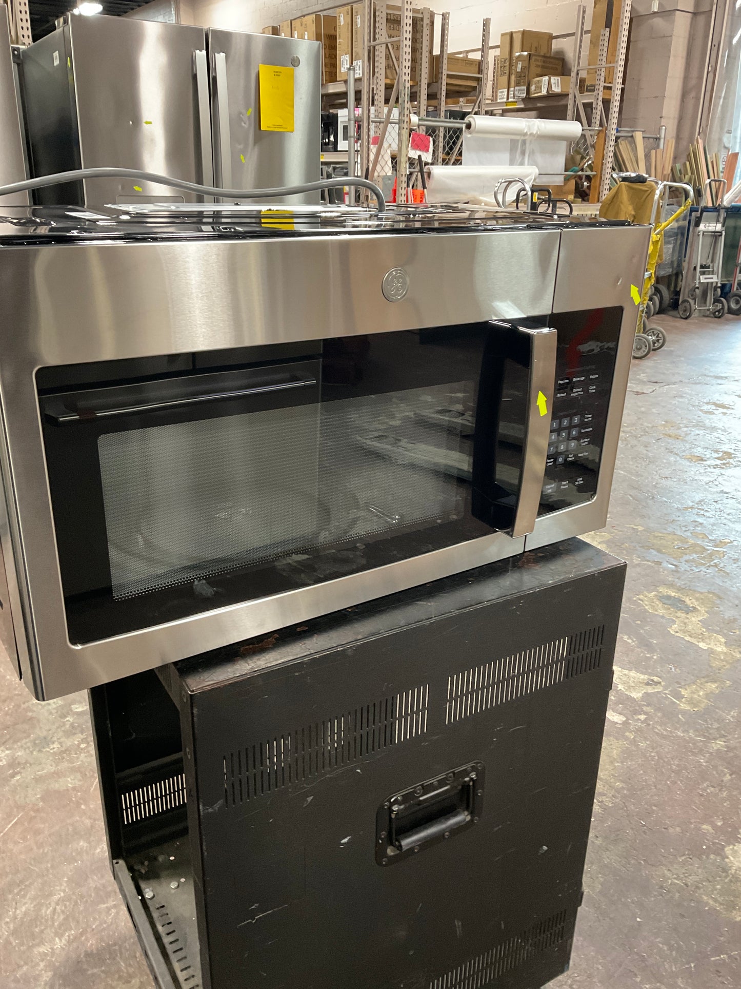 Front view, door closed