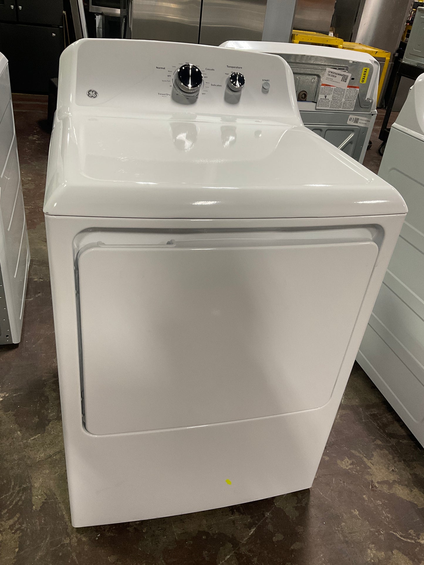 Front view, door closed