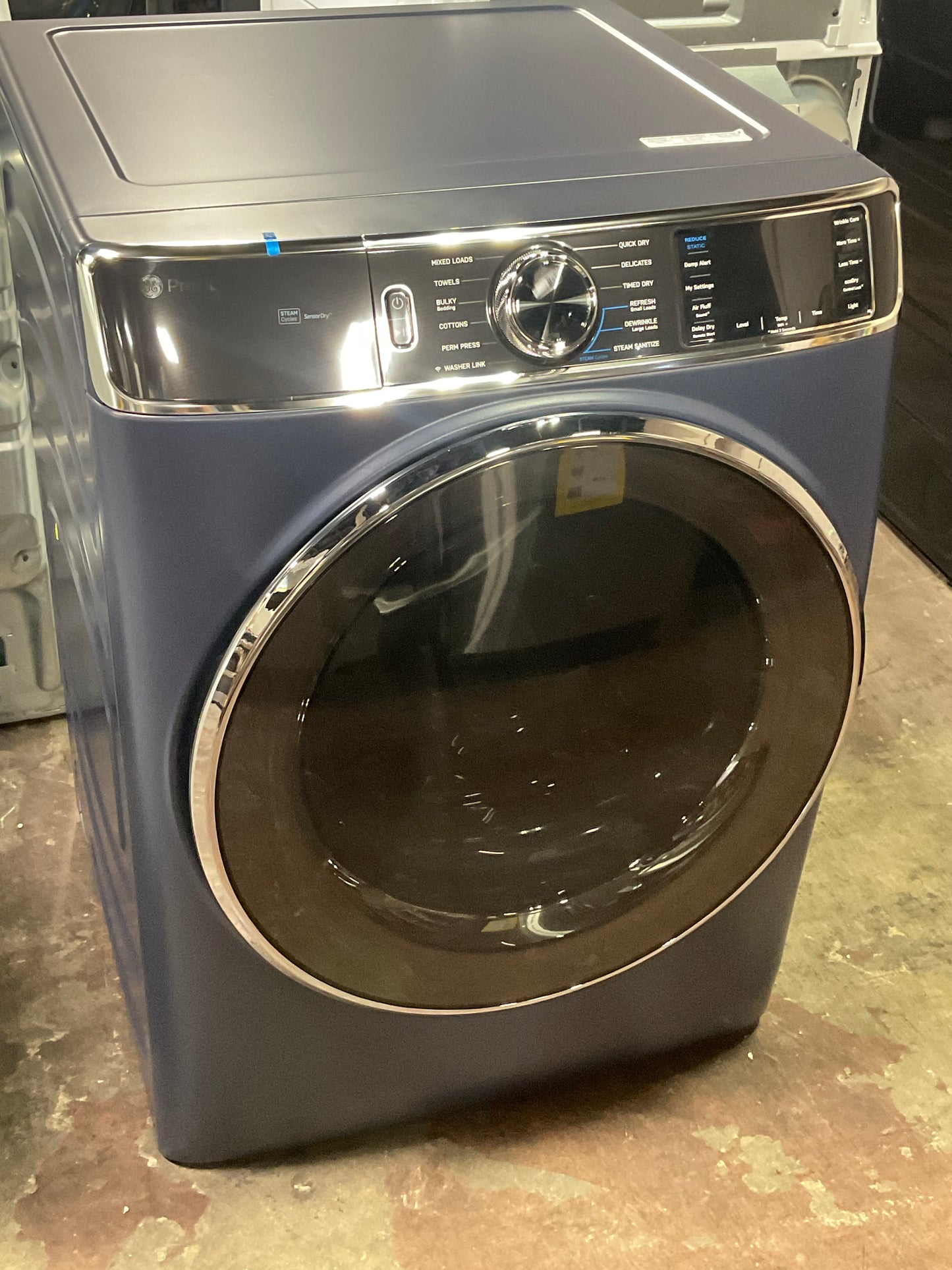 Front view, door closed