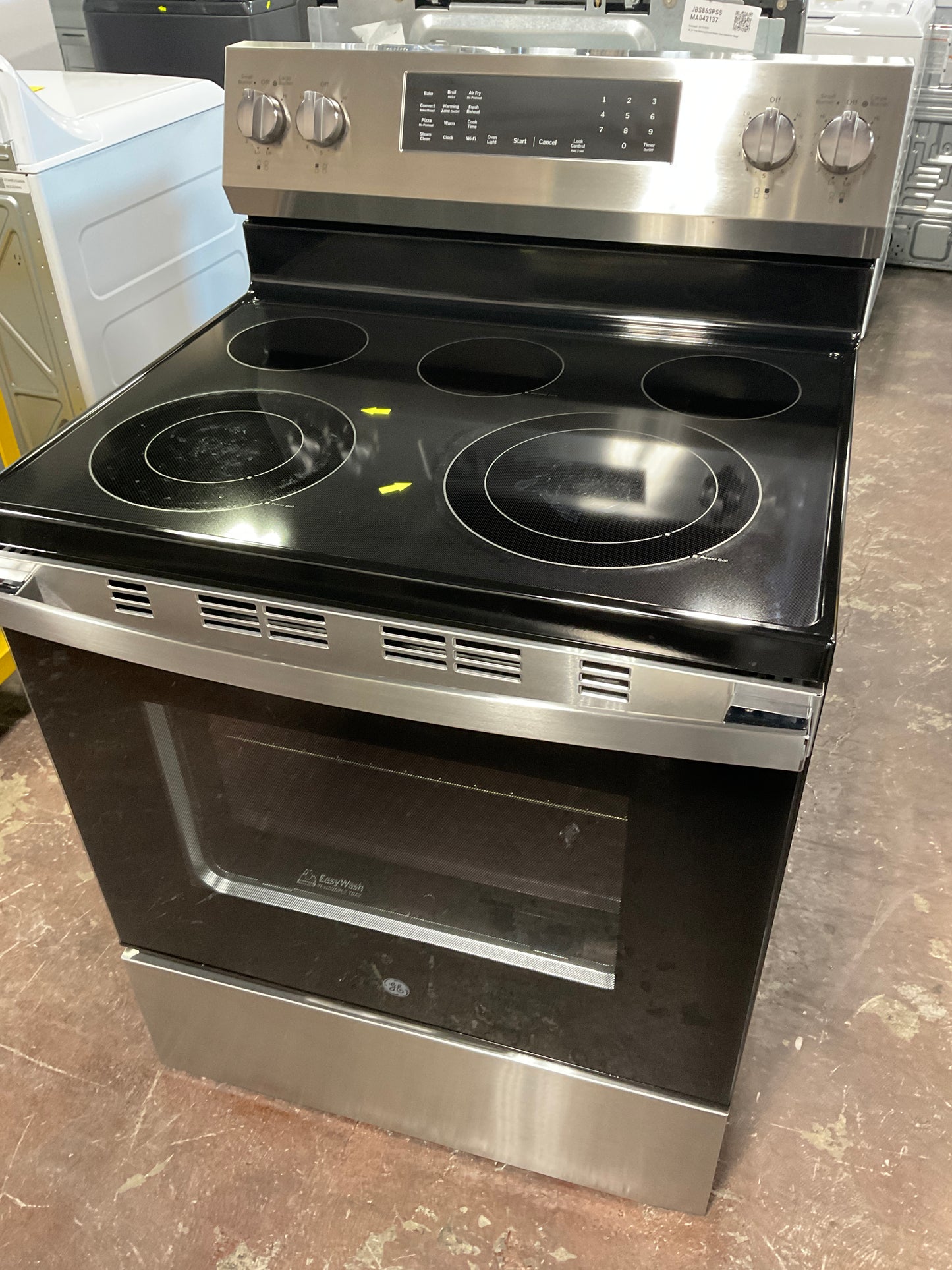 Front view, oven-door closed