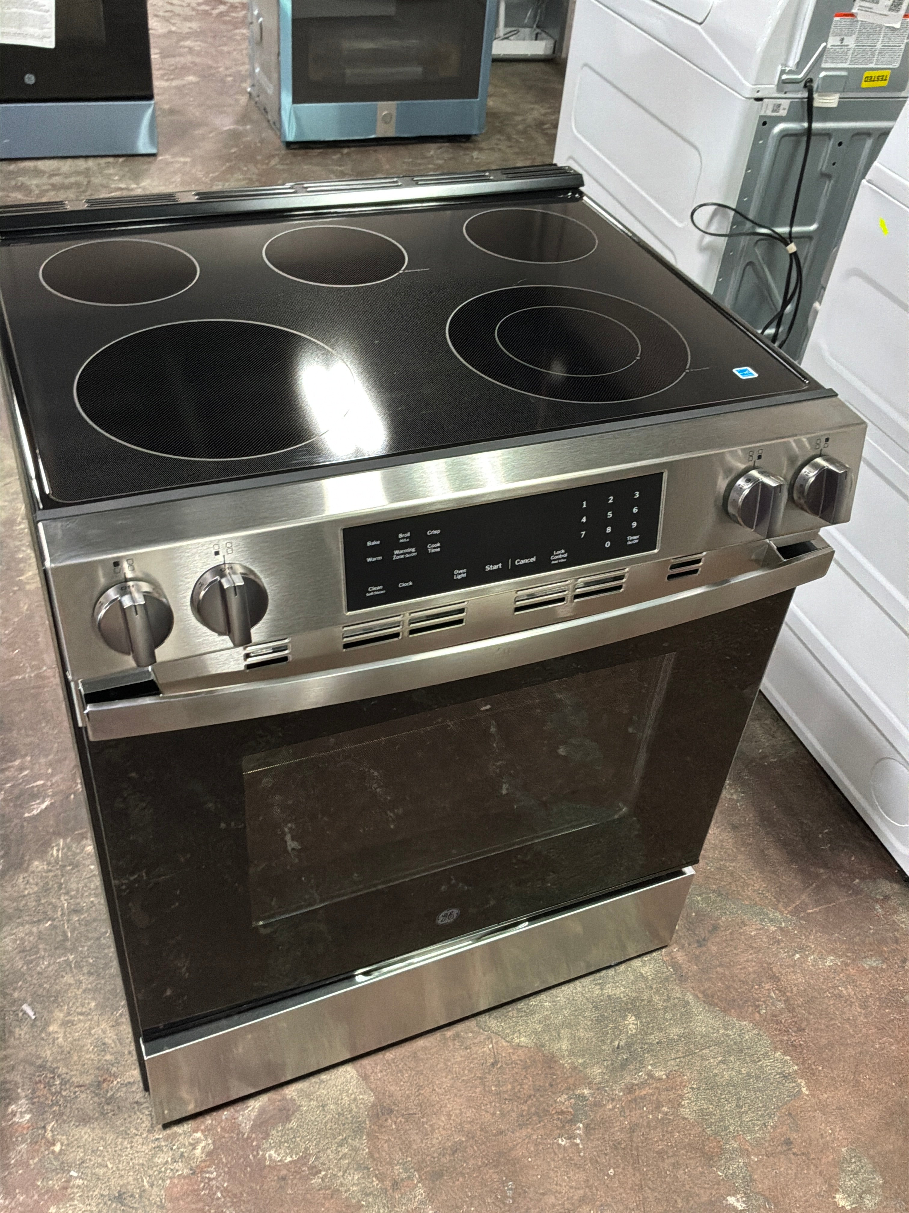 Front view, oven-door closed
