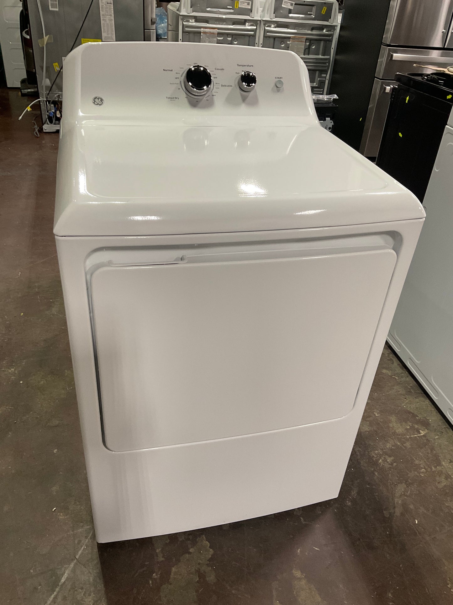 Front view, door closed