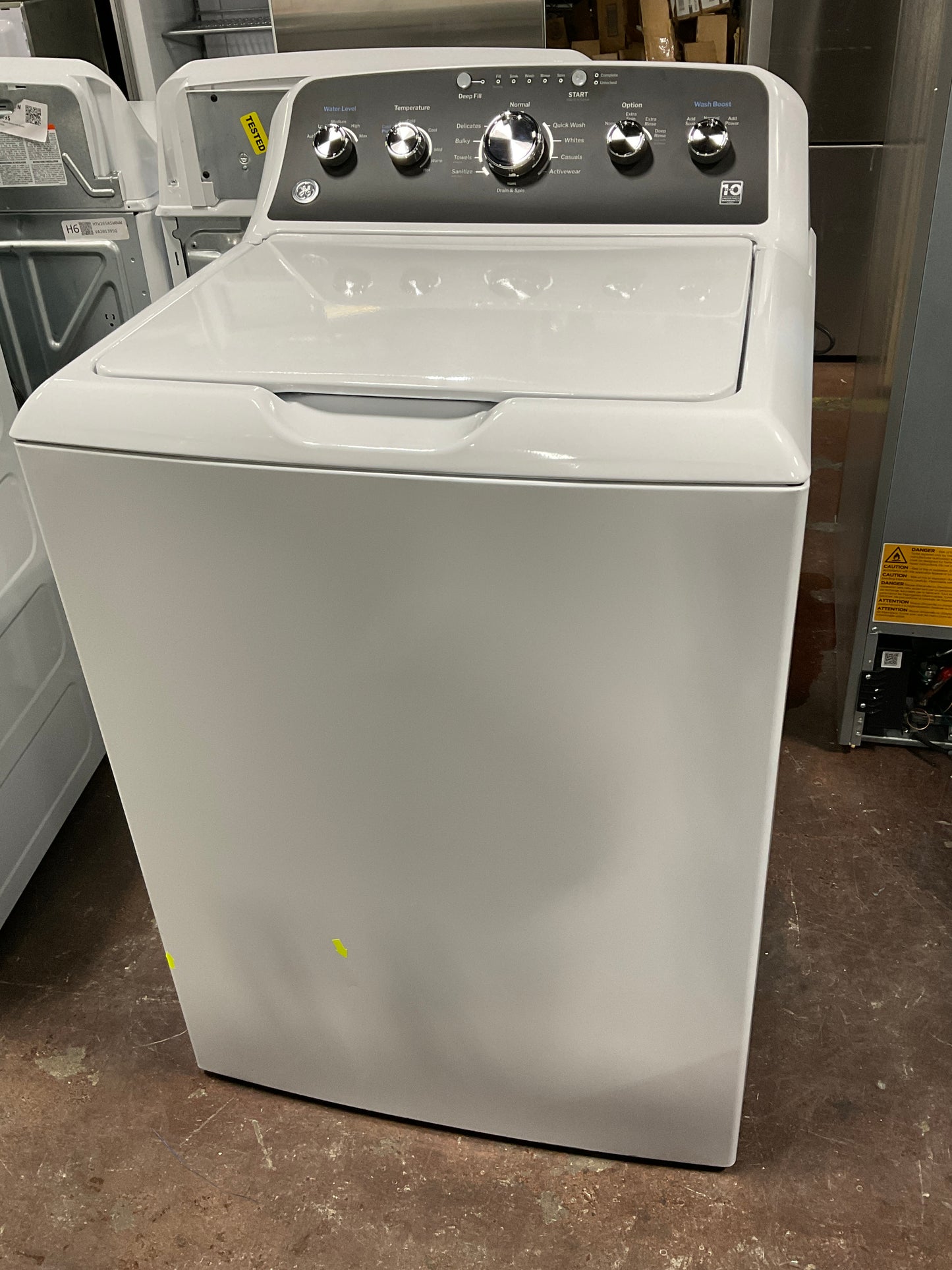 Front view, door closed