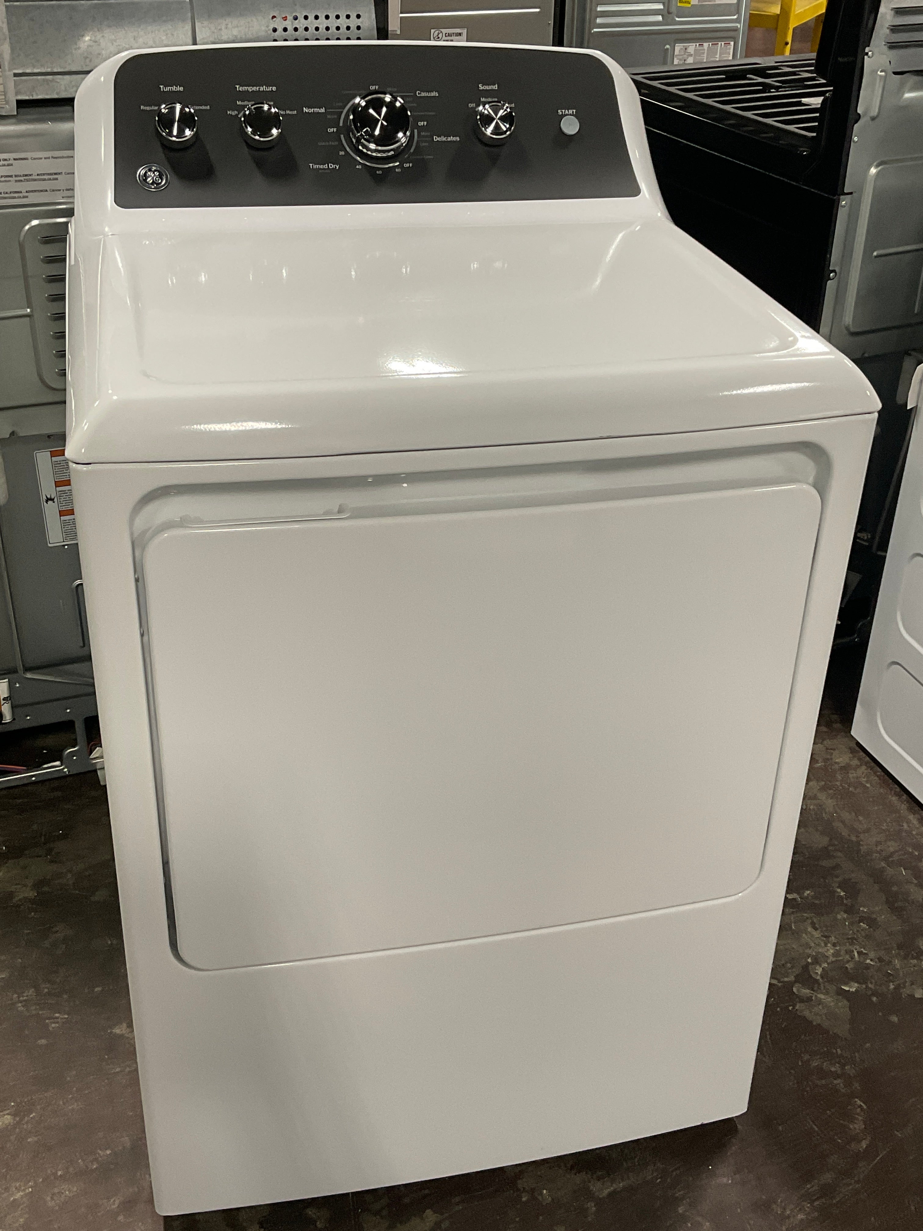 Front view, door closed