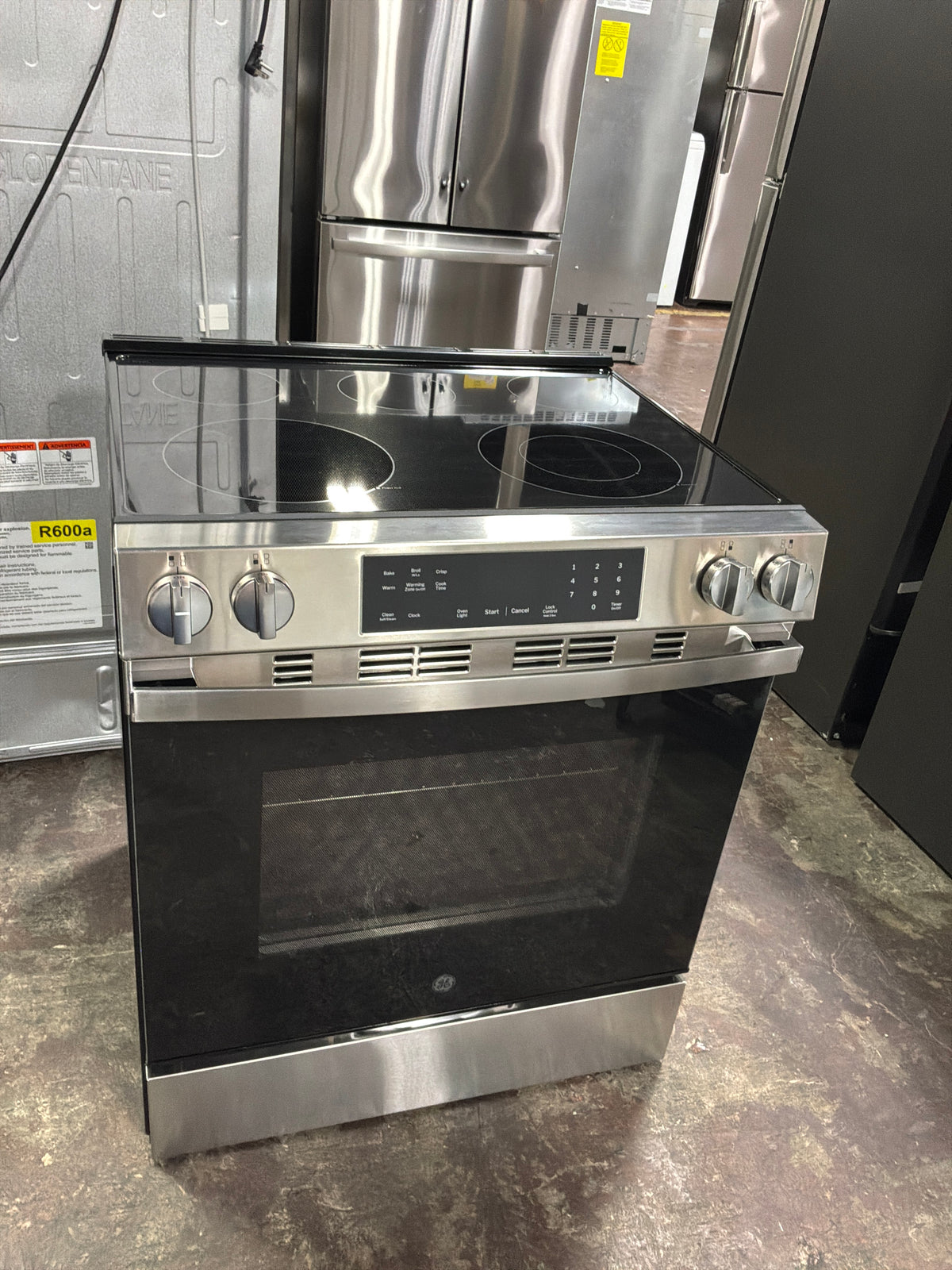 Front view, oven-door closed