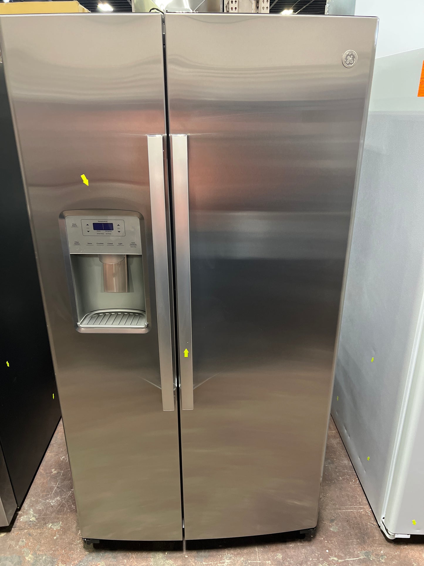 Front view, door closed