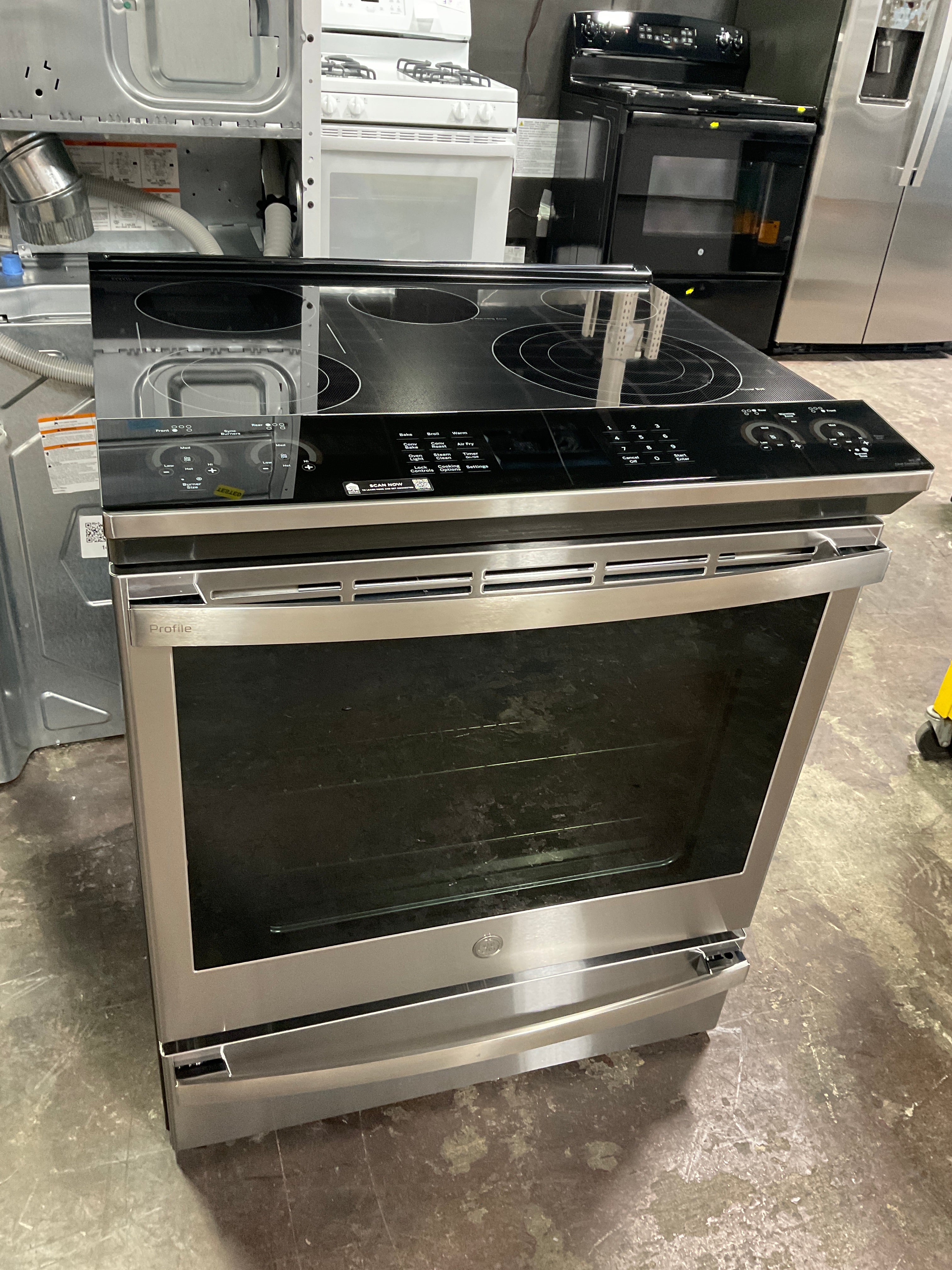 Front view, oven-door closed