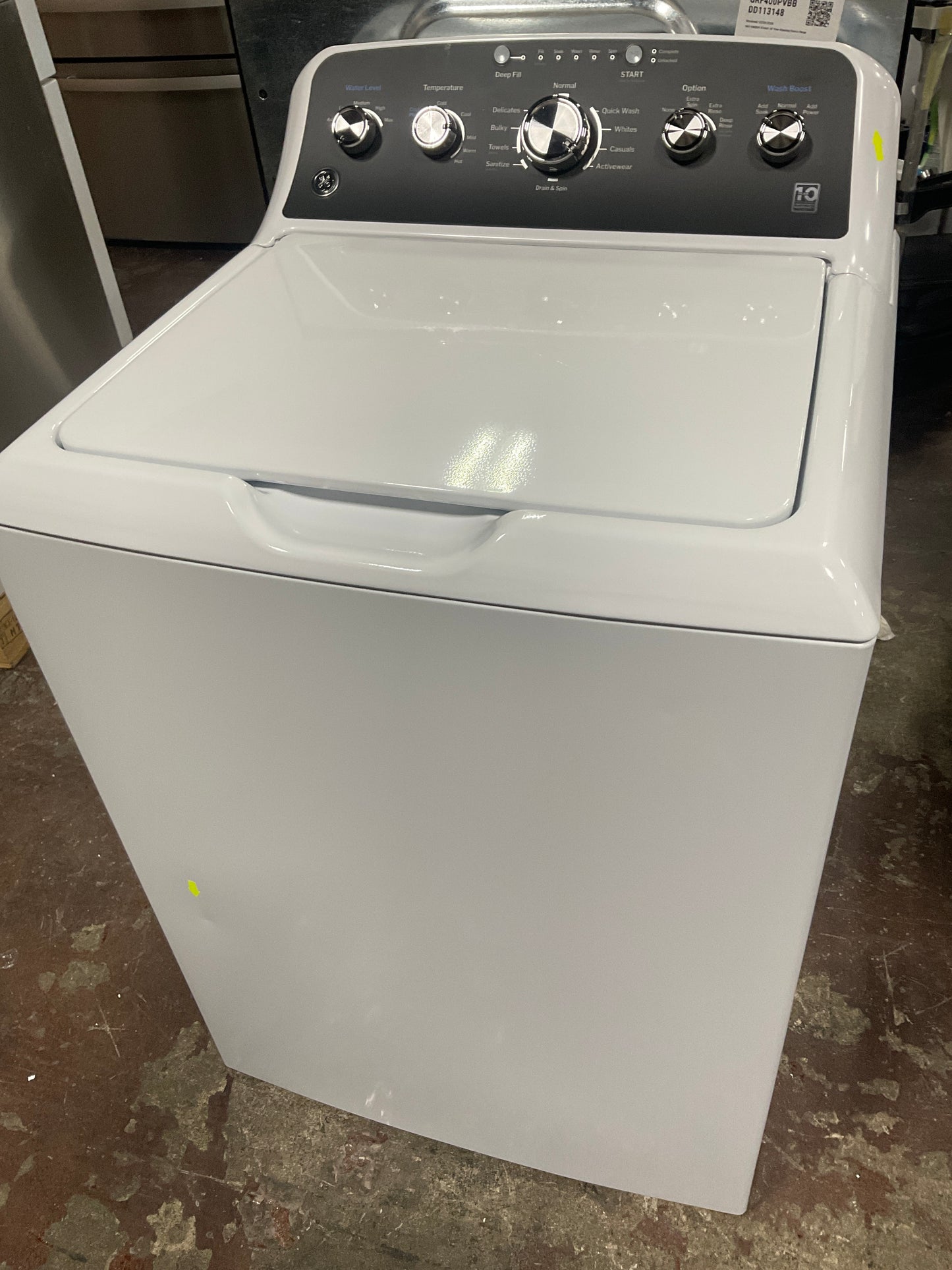 Front view, door closed