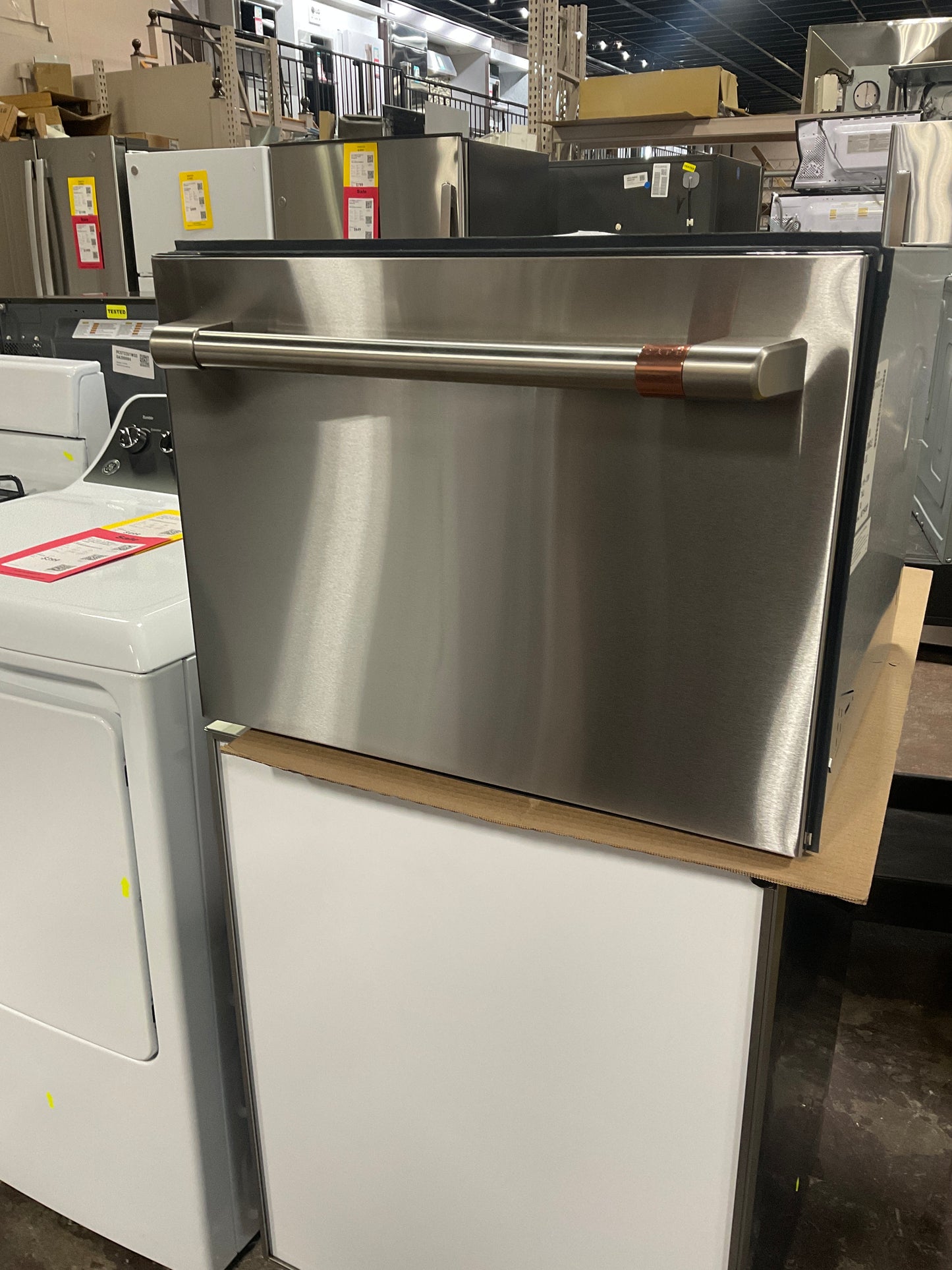 Front view, doors closed