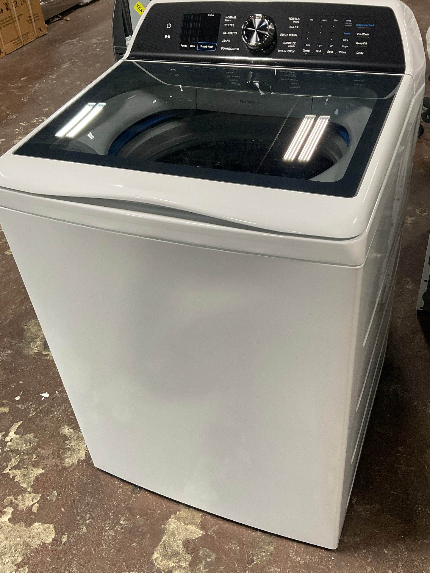 Front view, door closed