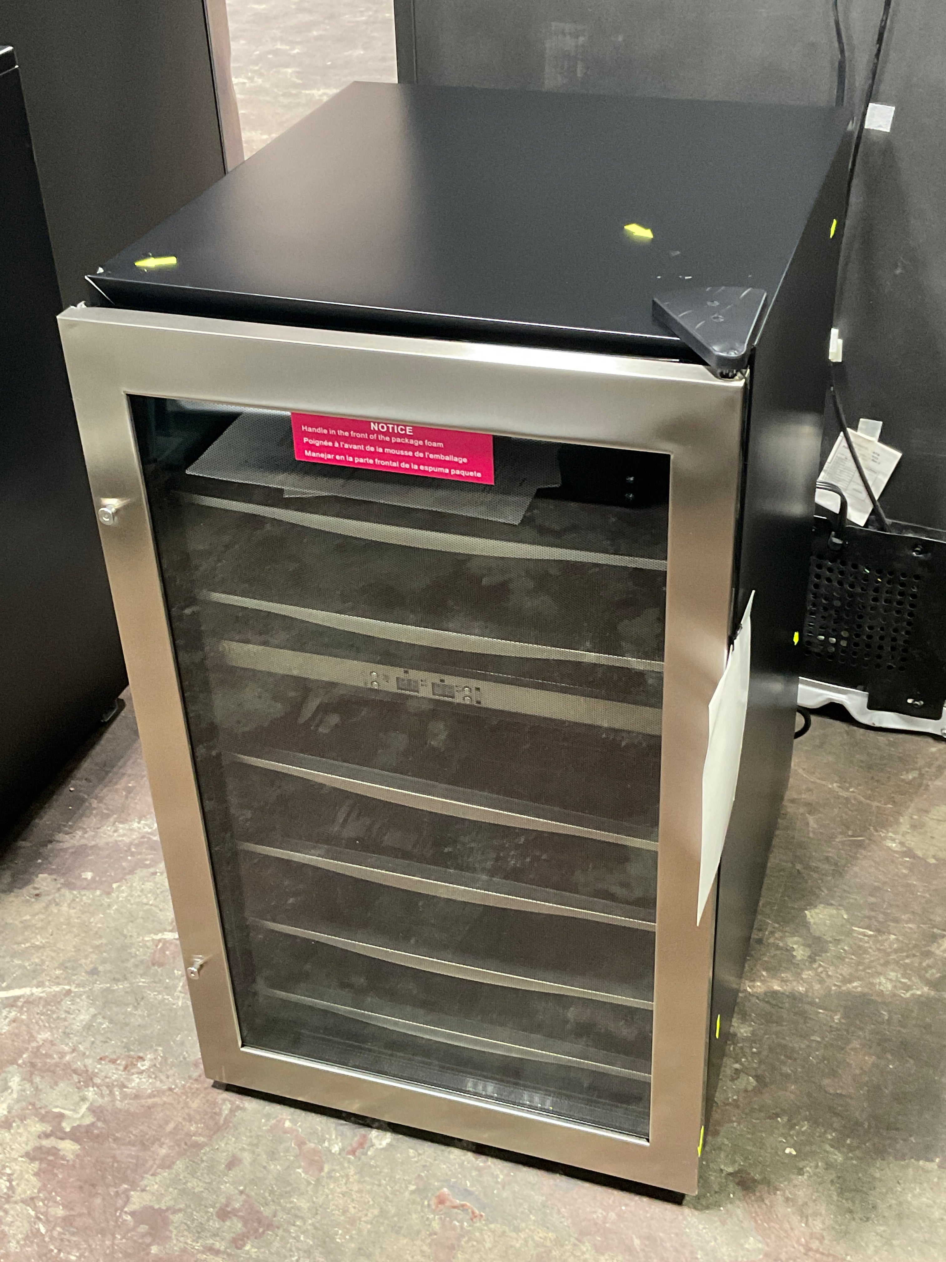 Front view, door closed