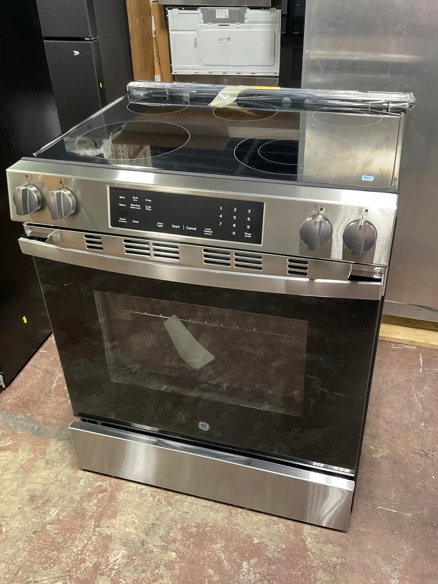 Front view, oven-door closed