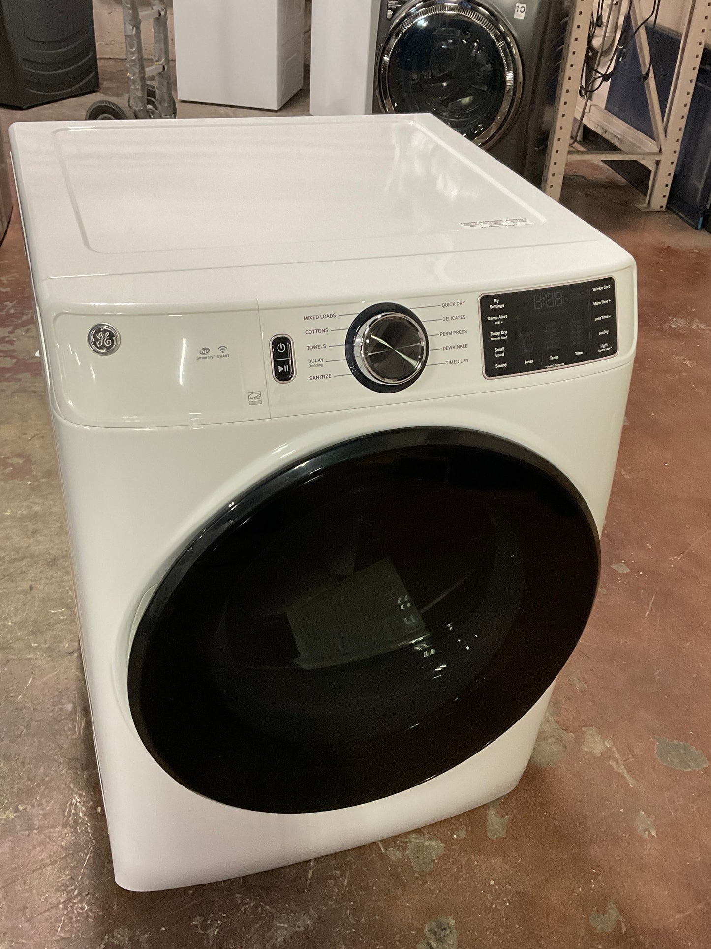 Front view, door closed