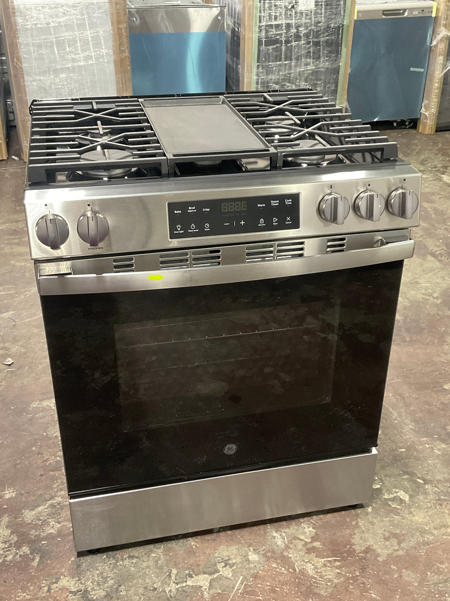Front view, oven-door closed