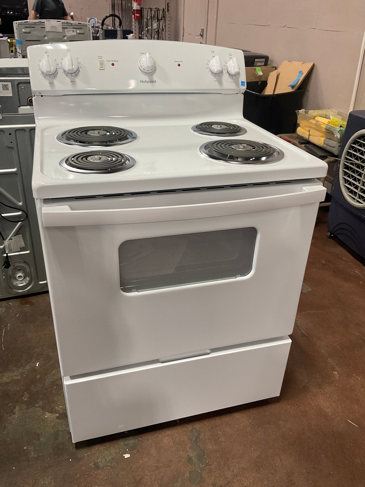 Front view, oven-door closed