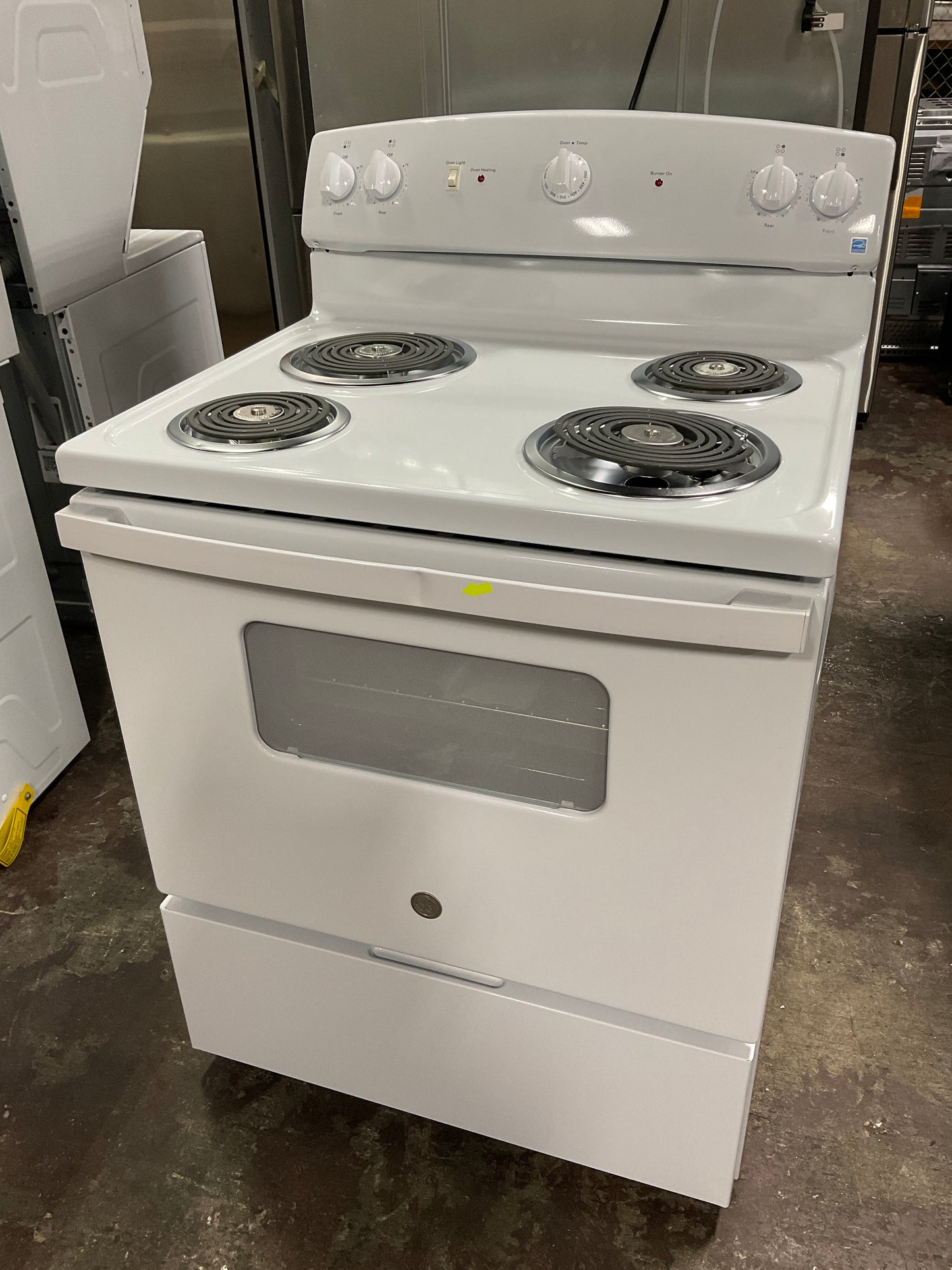 Front view, oven-door closed