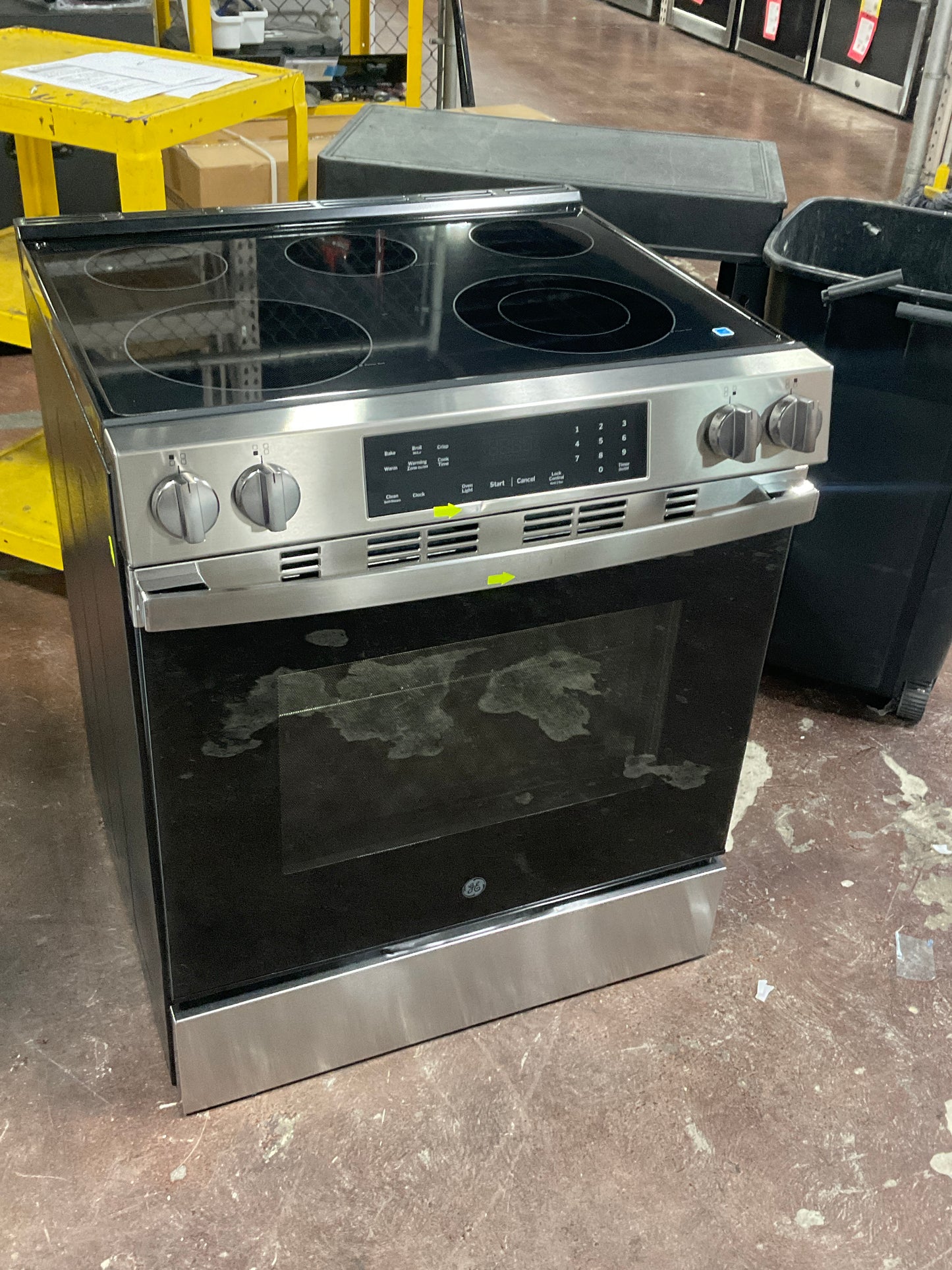 Front view, oven-door closed