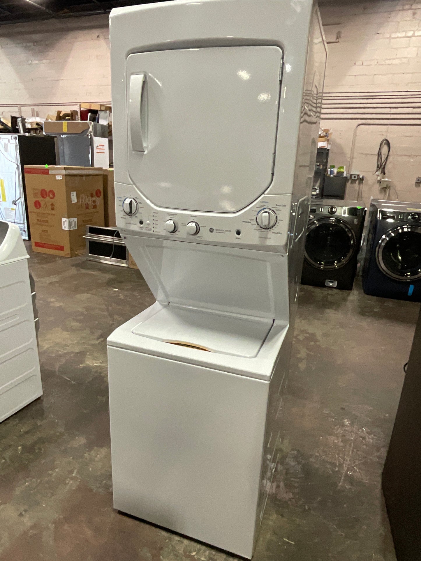 Front view, doors closed