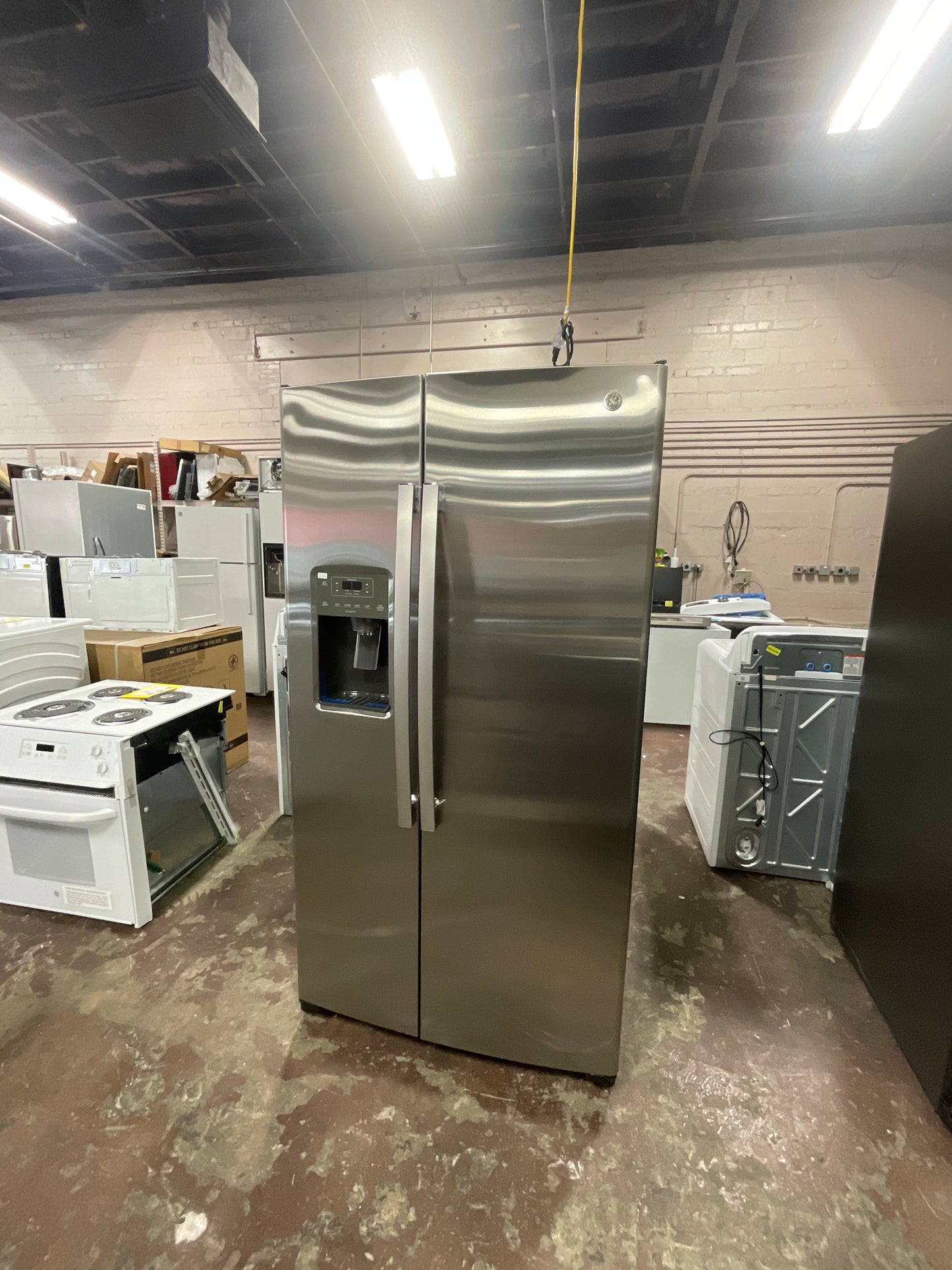 Front view, door closed