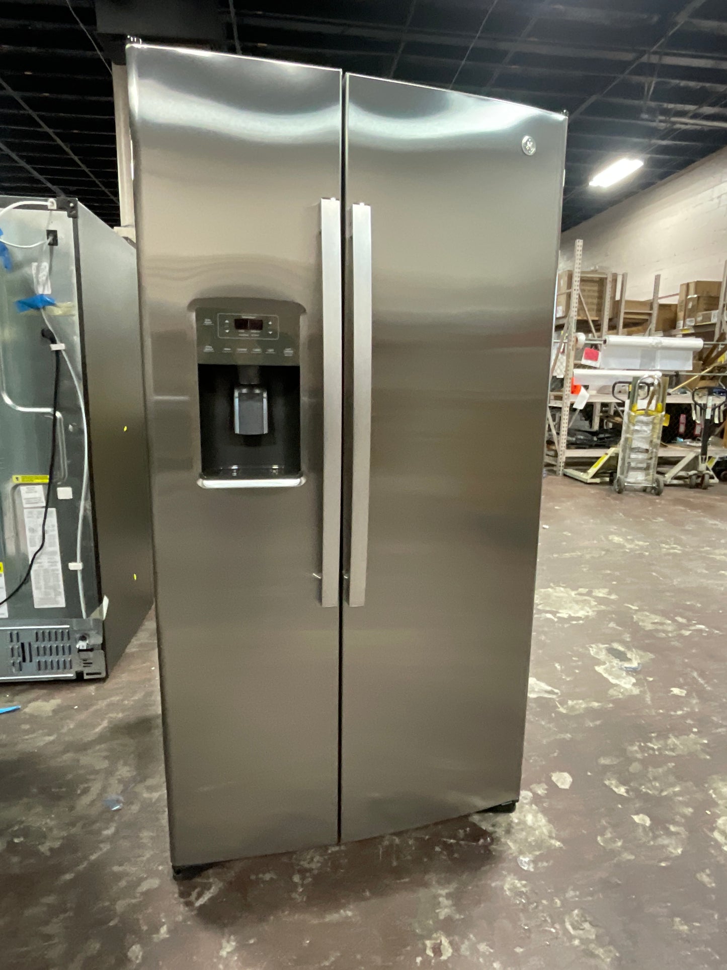 Front view, door closed