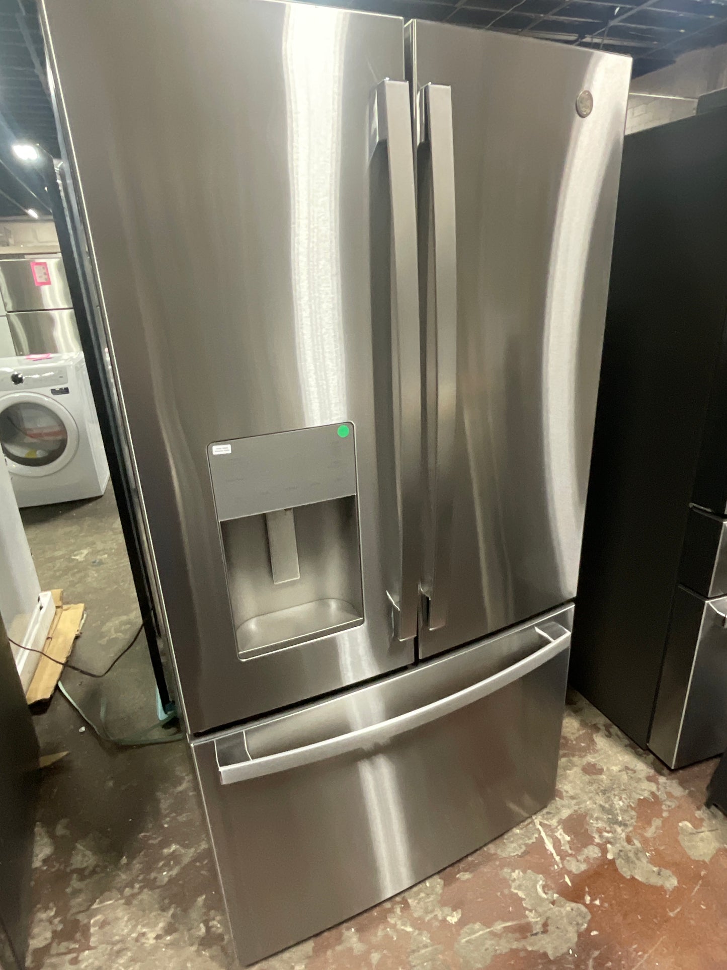 Front view, door closed