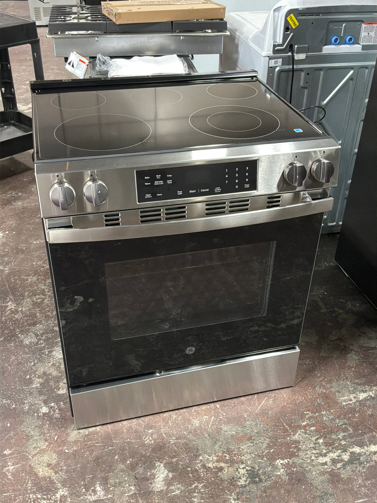 Front view, oven-door closed