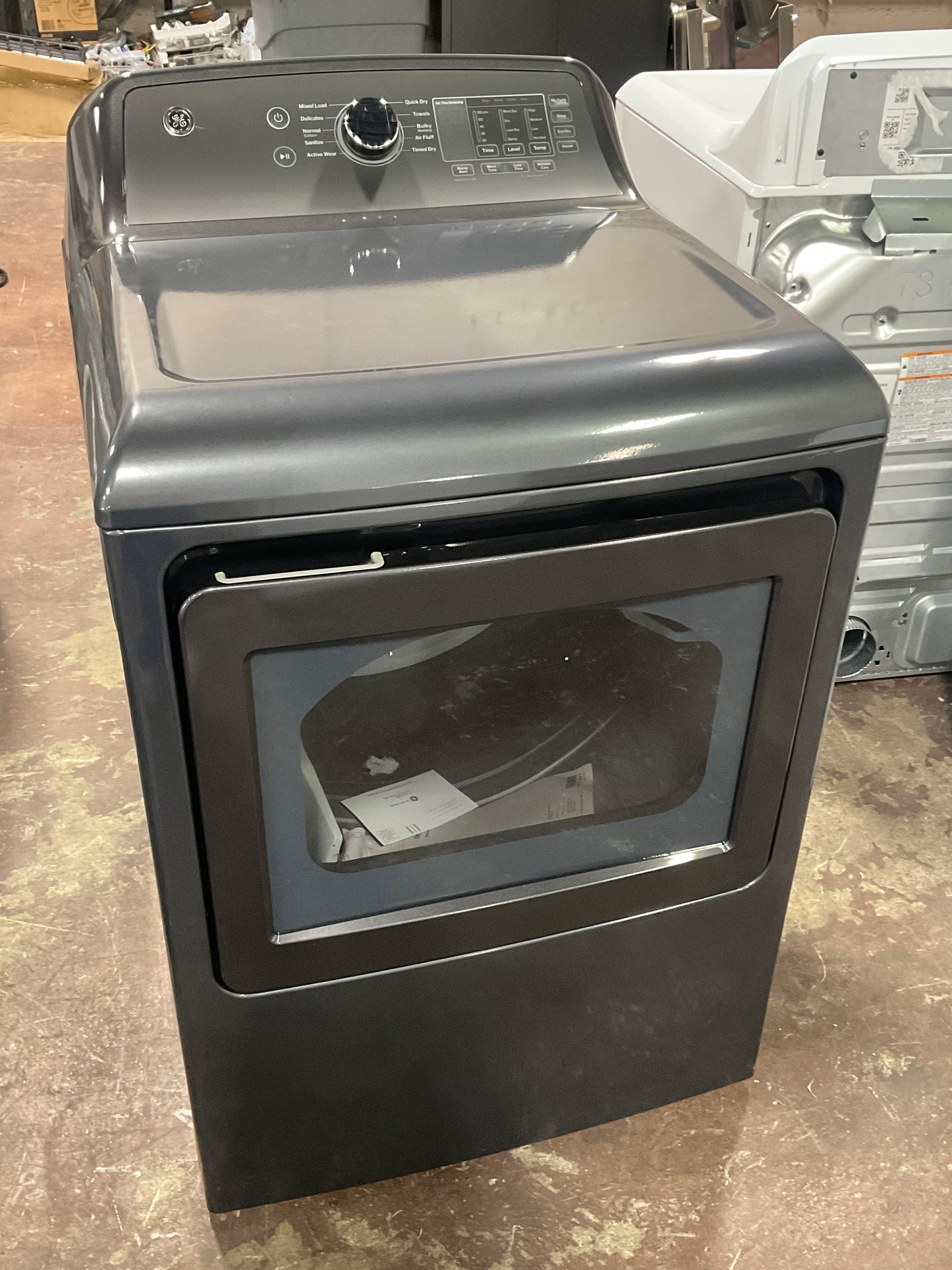 Front view, door closed