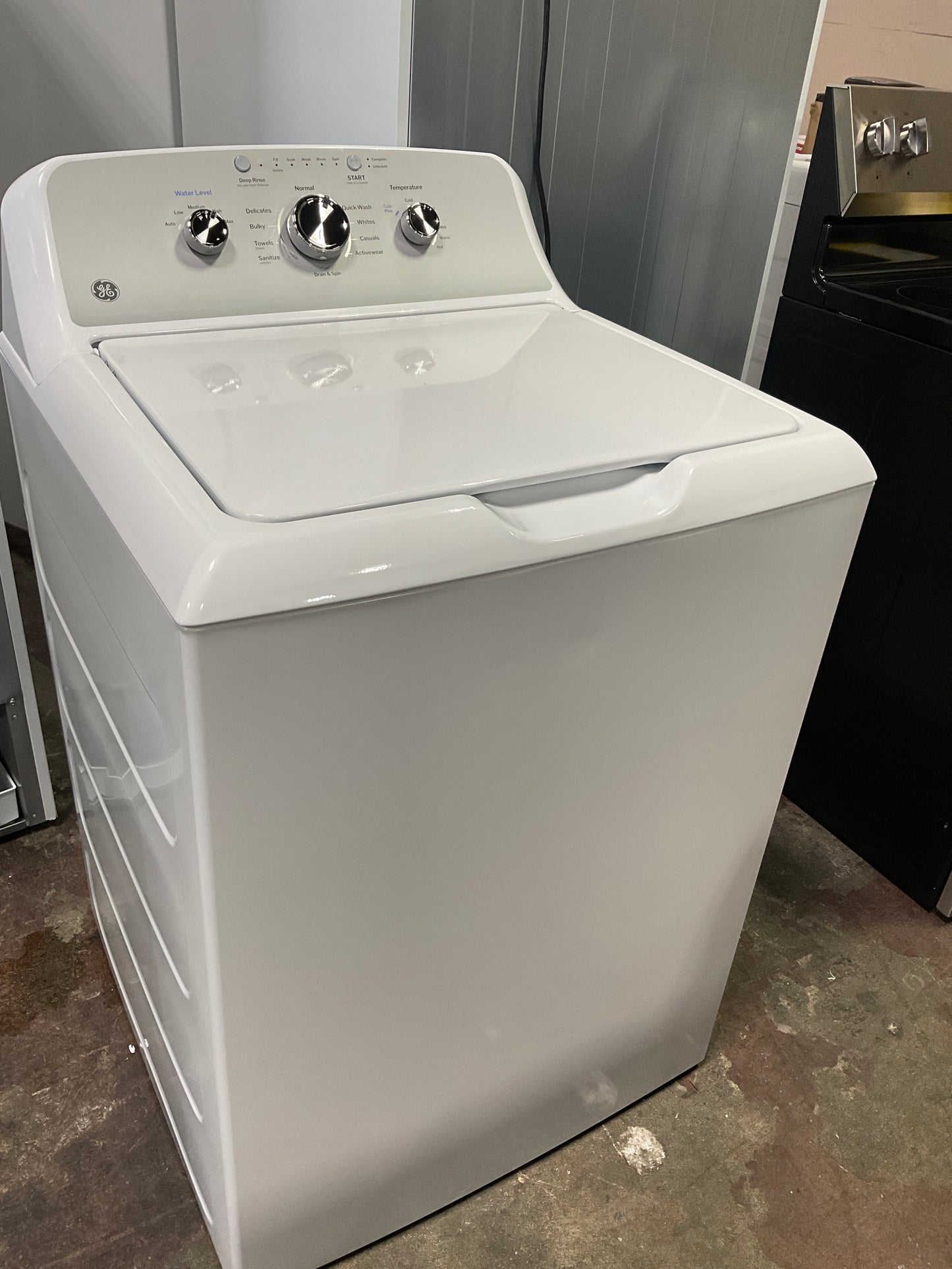 Front view, door closed