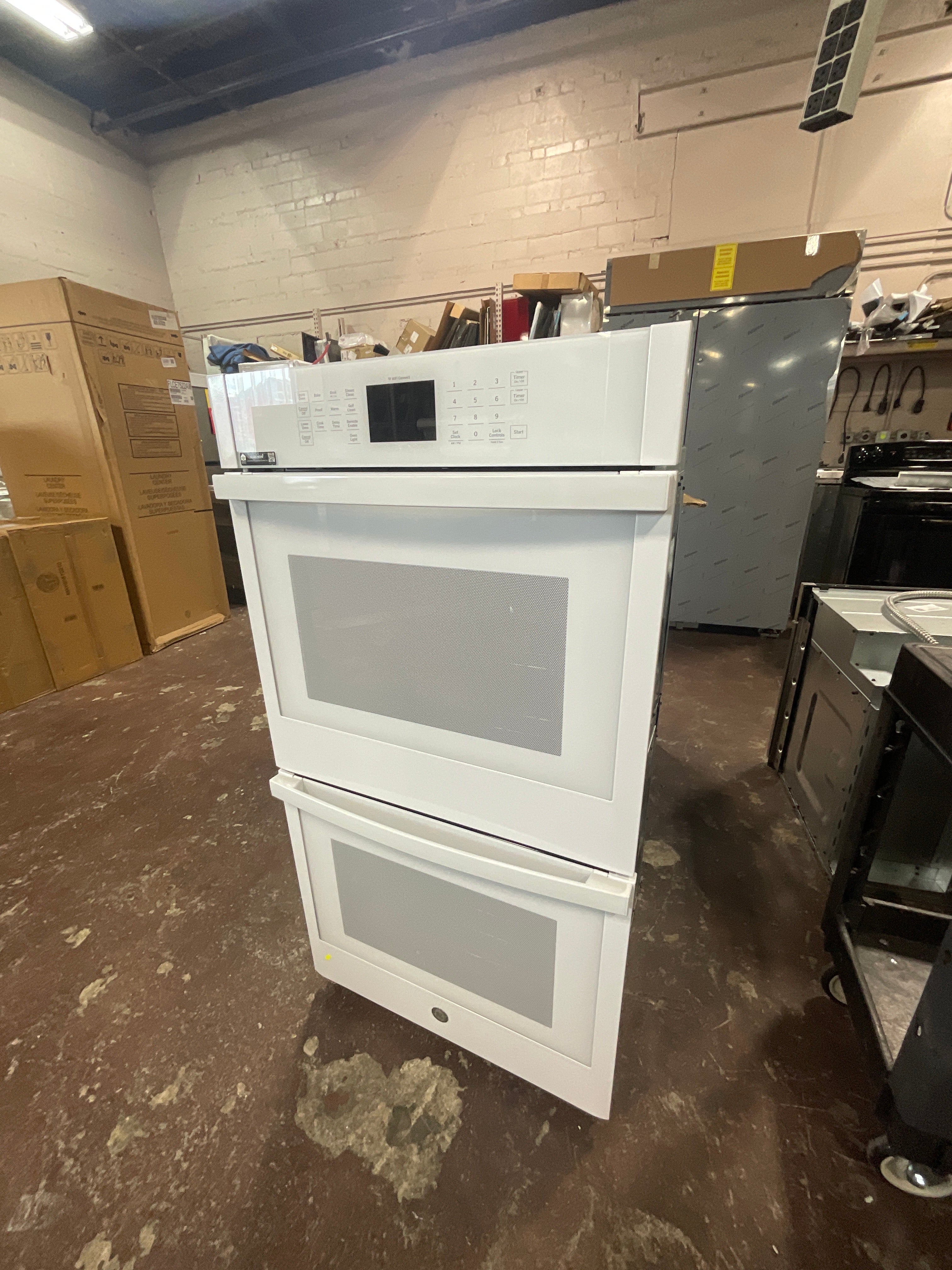 Front view, door closed