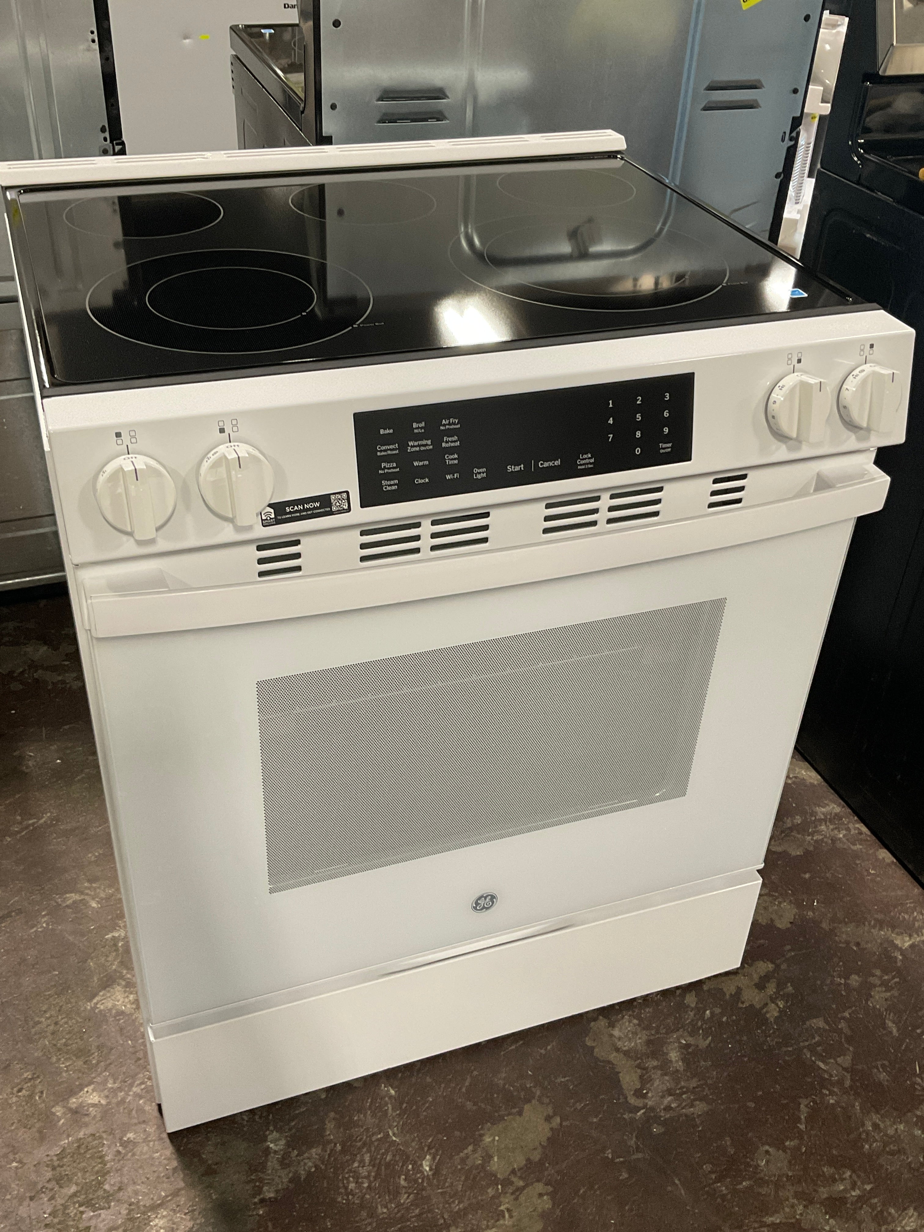 Front view, oven-door closed