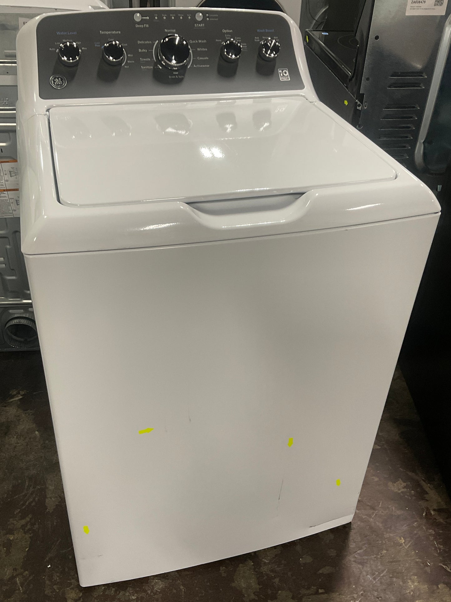 Front view, door closed