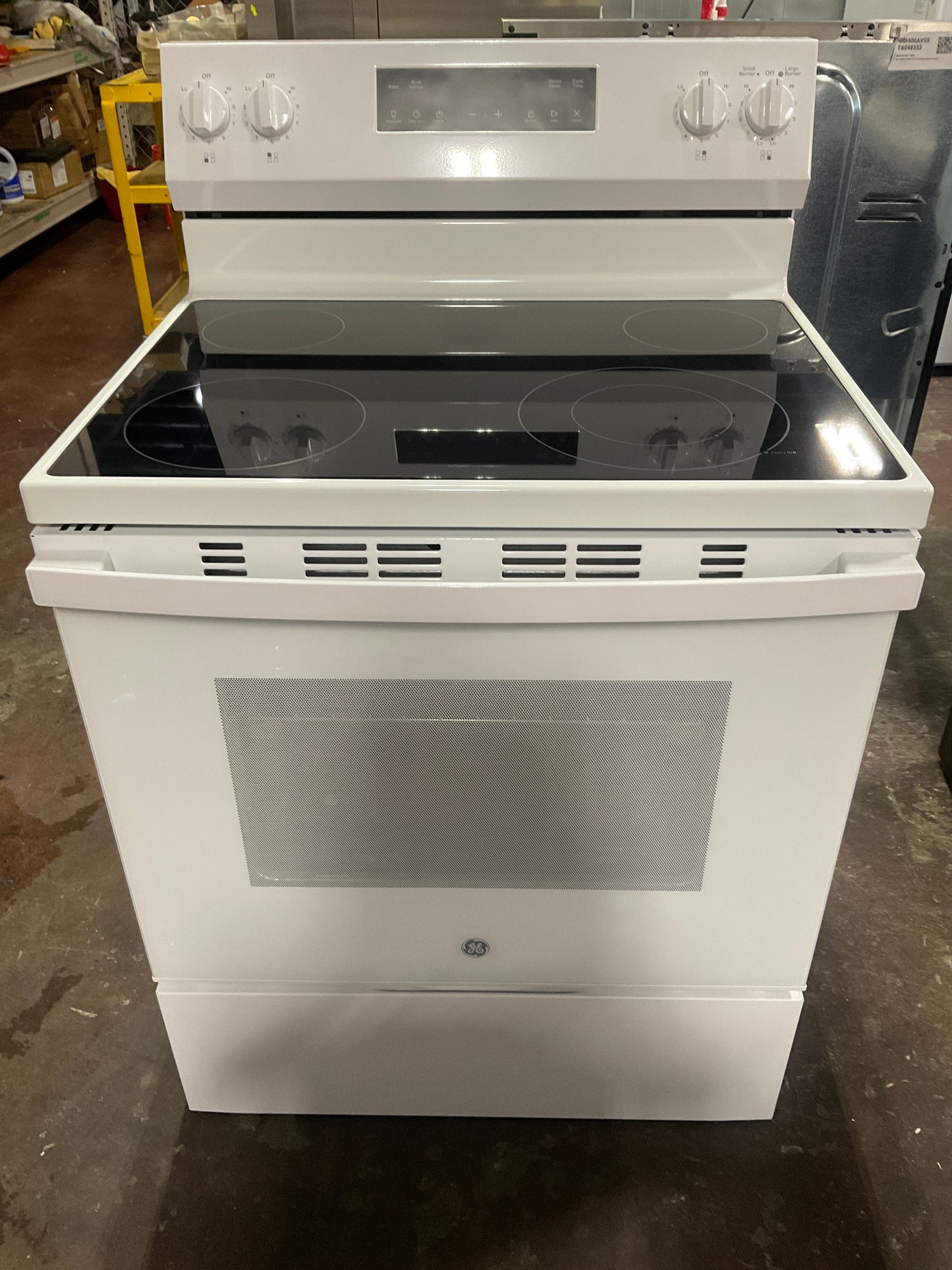 Front view, oven-door closed