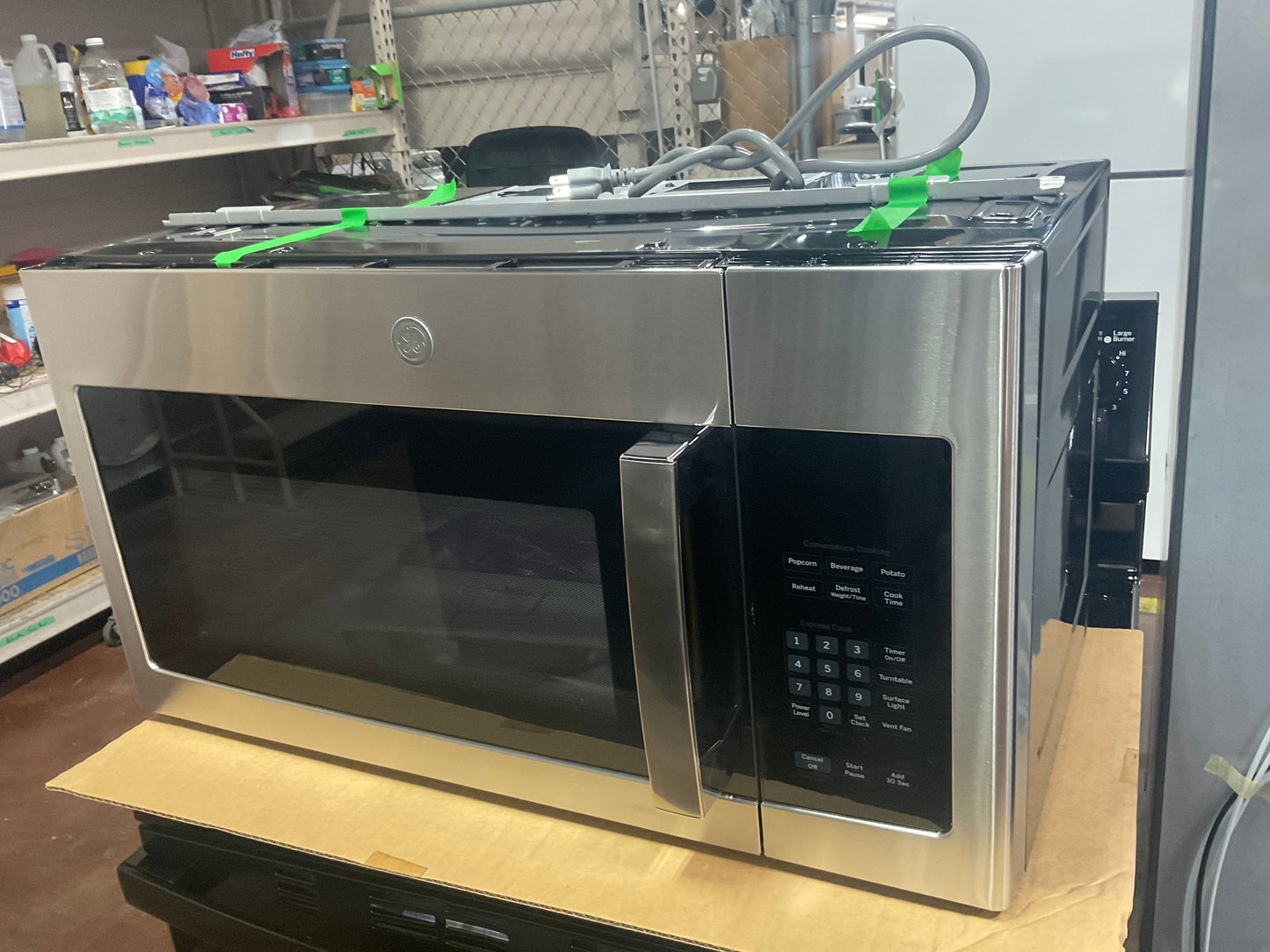 Front view, door closed