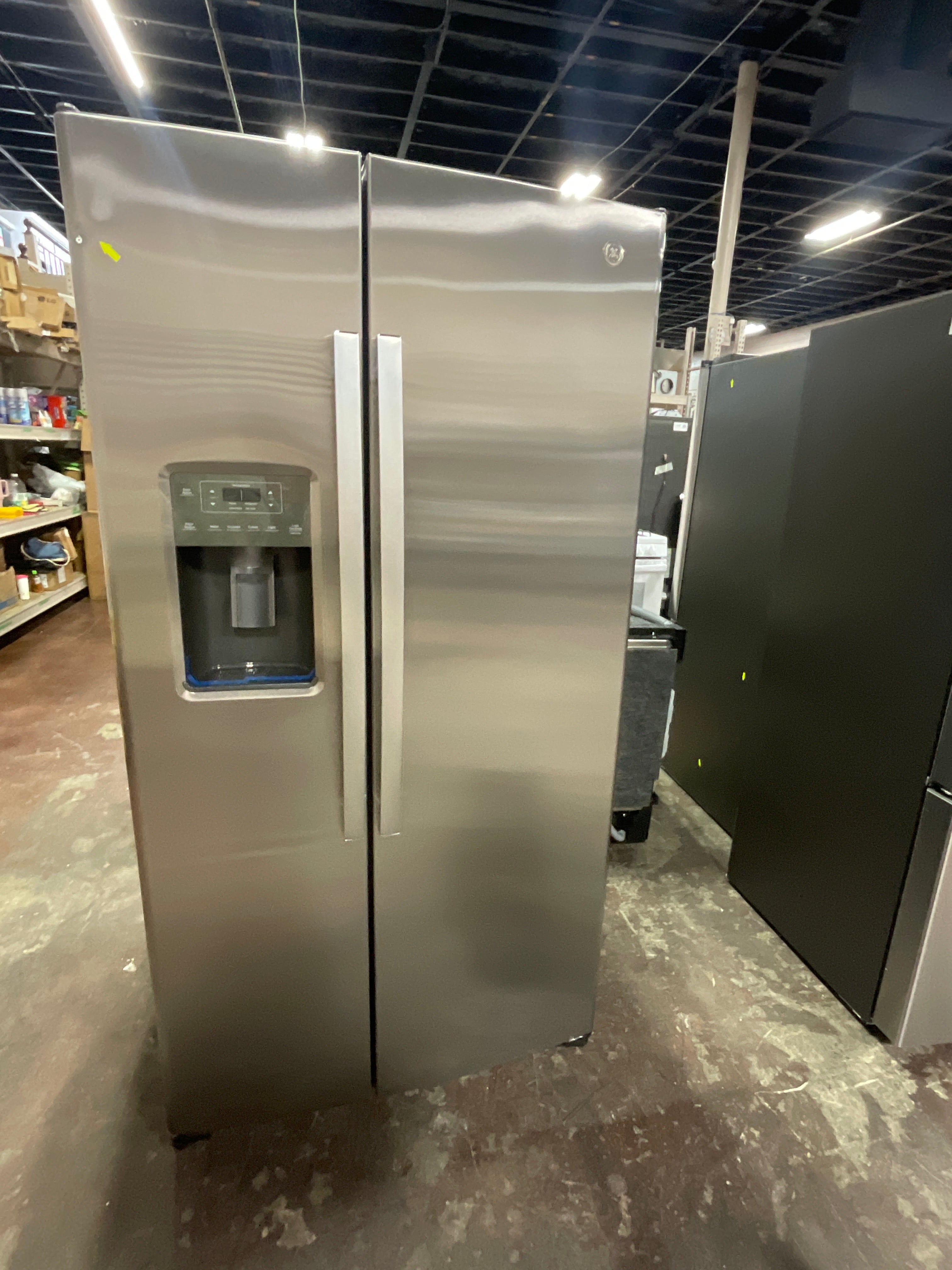 Front view, door closed