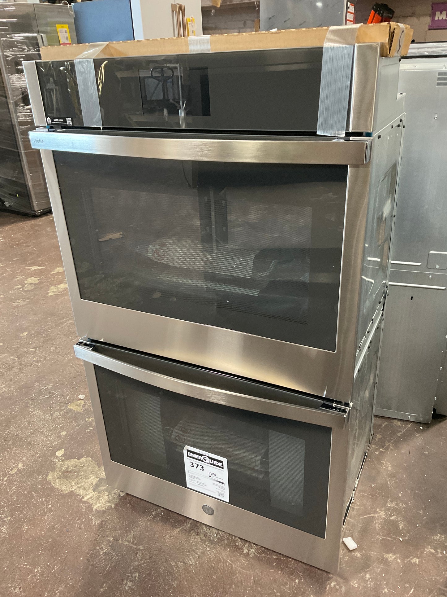 Front view, door closed