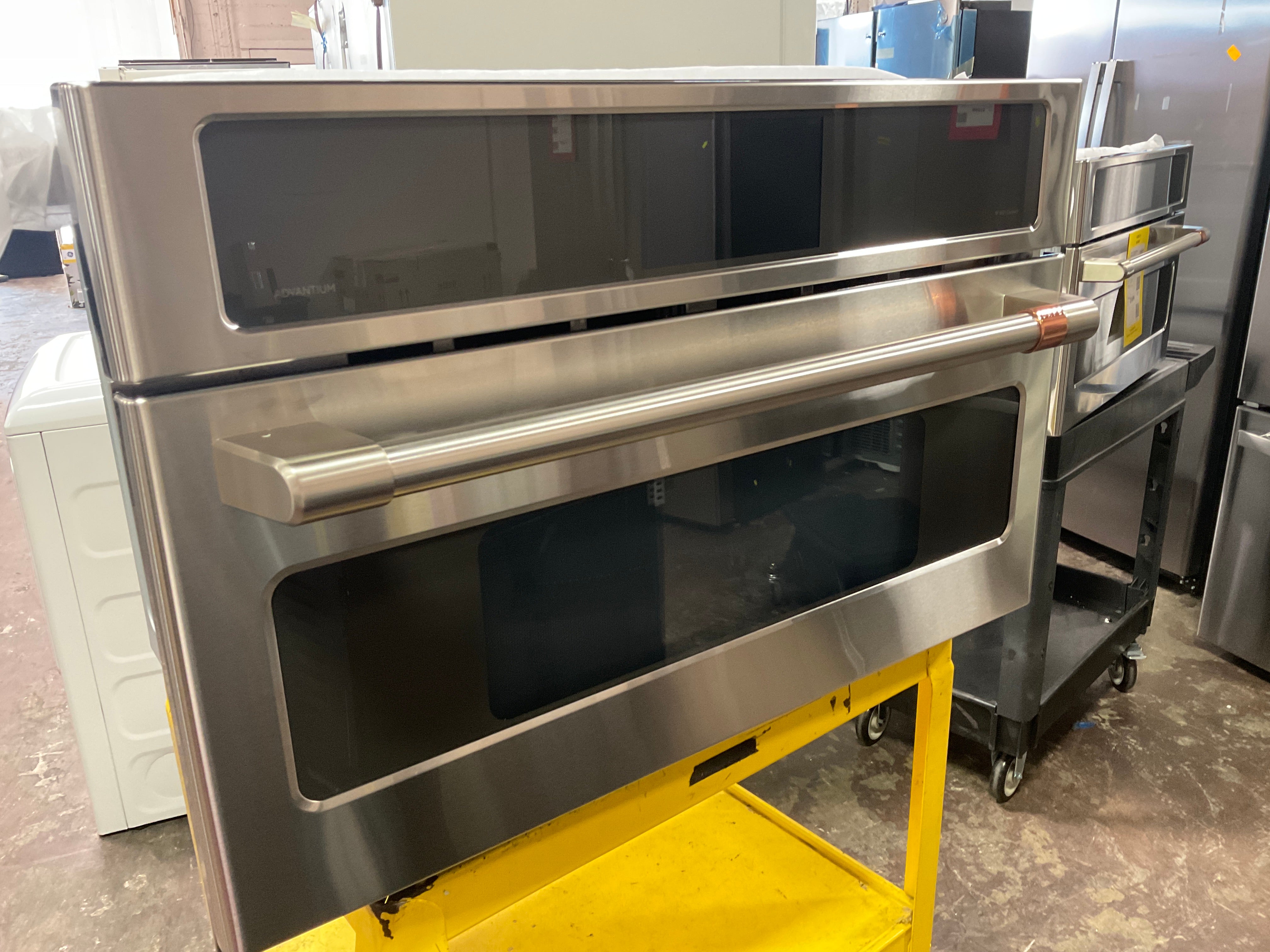 Front view, door closed