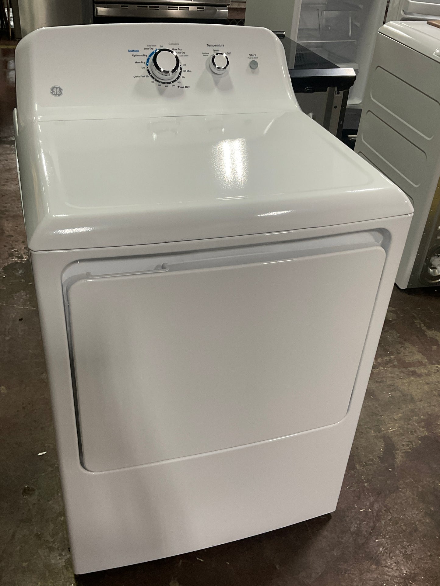 Front view, door closed